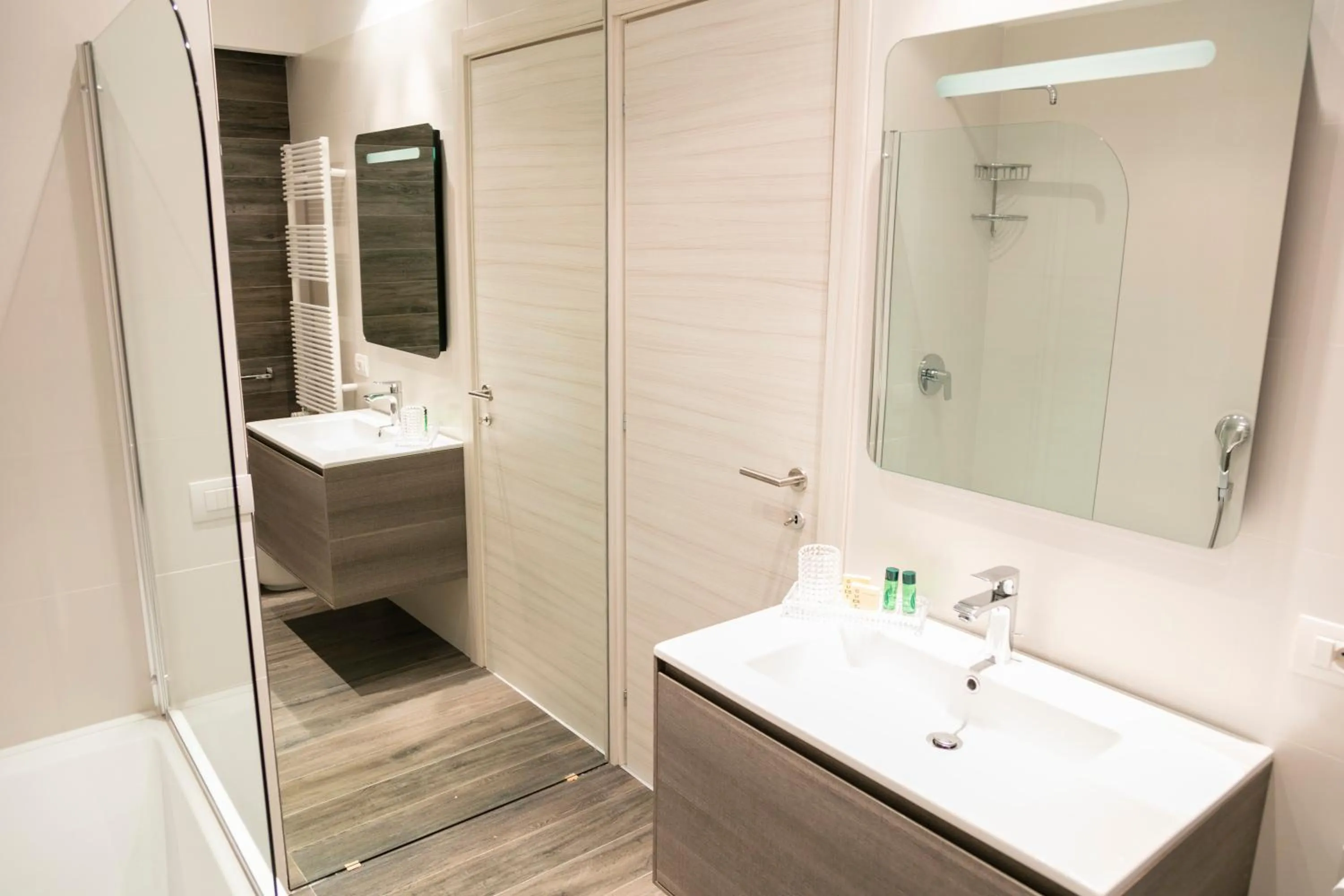 Bathroom in Hadrianus Temple Suites - The Venue Collection