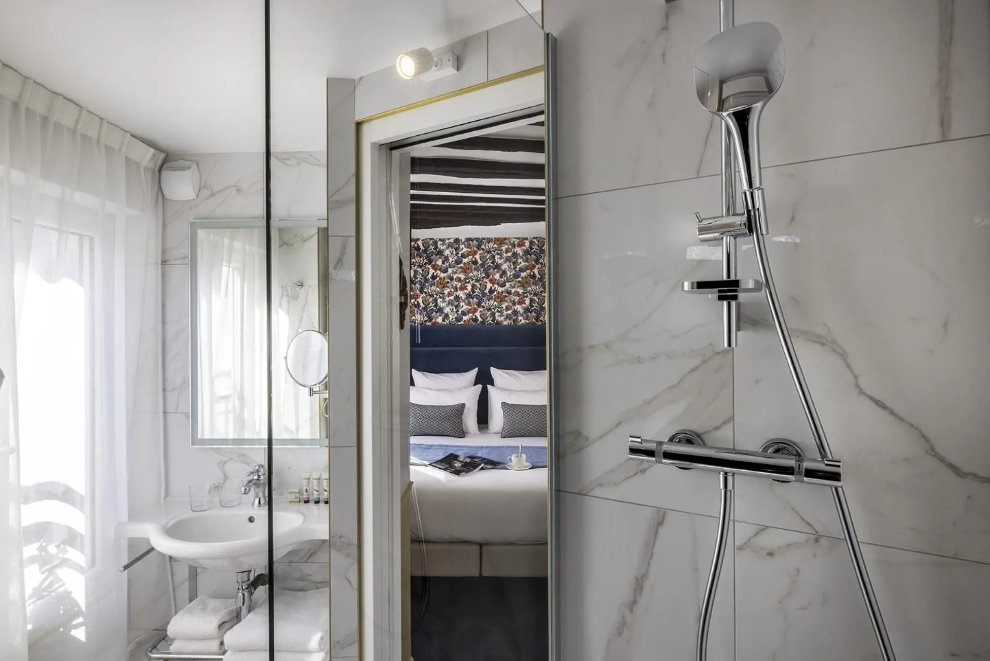 Bathroom in Hotel Louis II