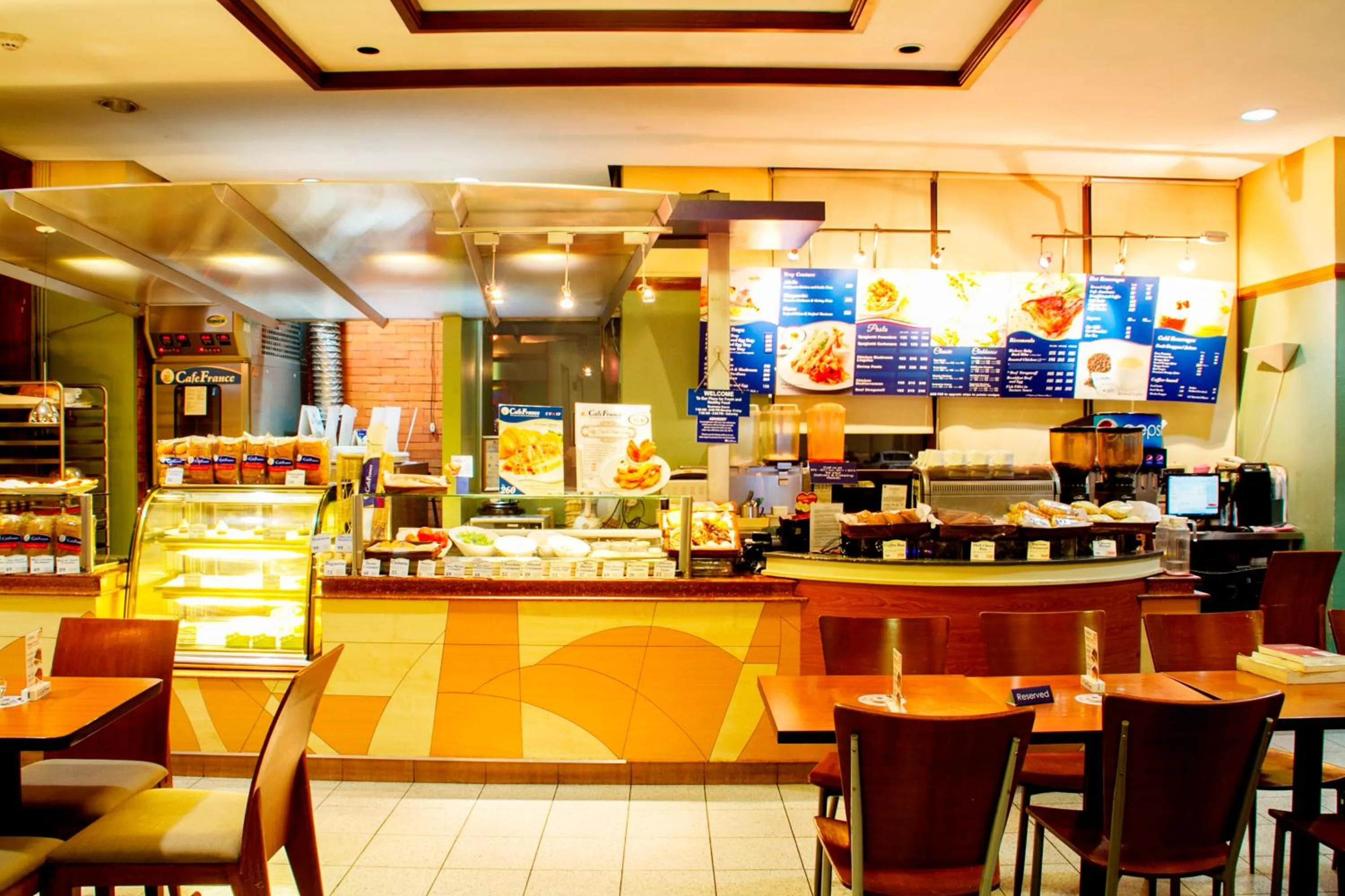 Restaurant/places to eat in AIM Conference Center