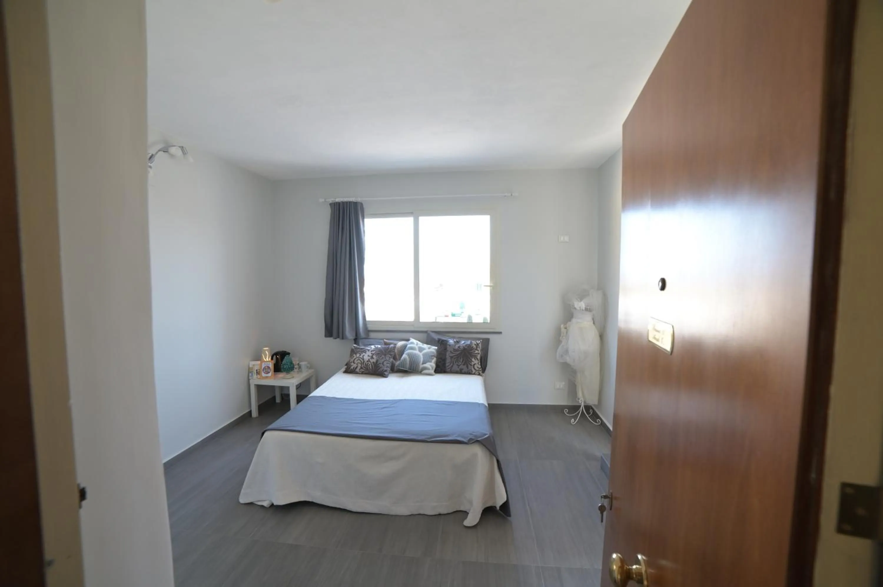 Photo of the whole room, Bed in STANZINA DELLA BARONESSA