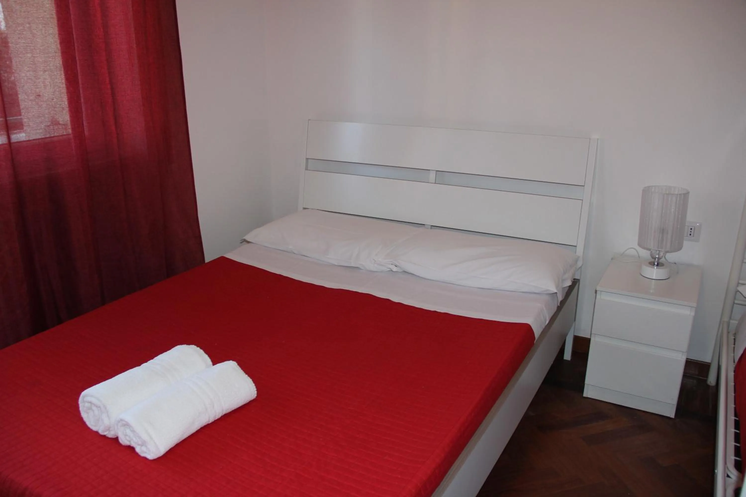 Bed in Domus Vatican Holiday's