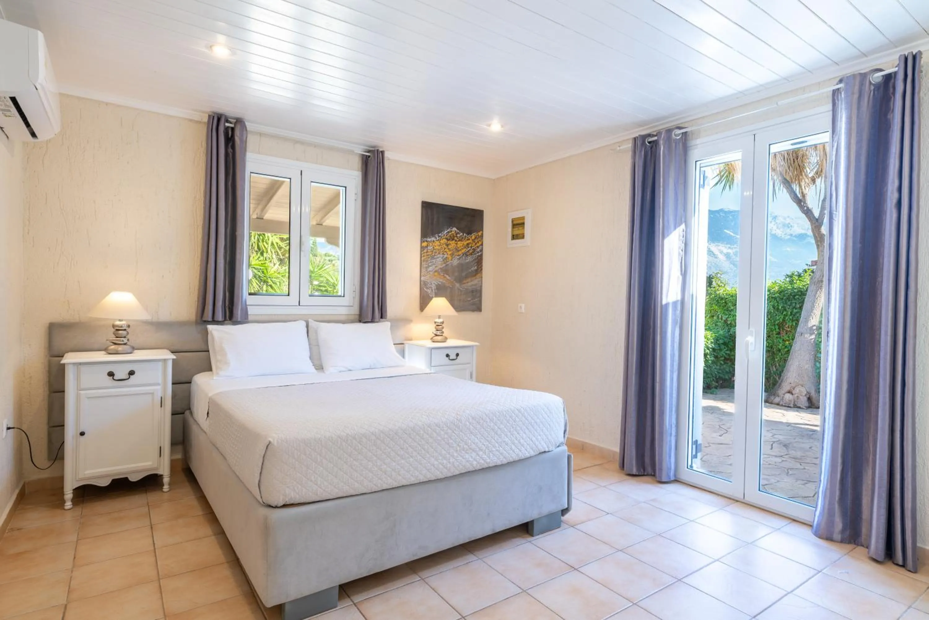 Bedroom, Bed in Residence Poseidon