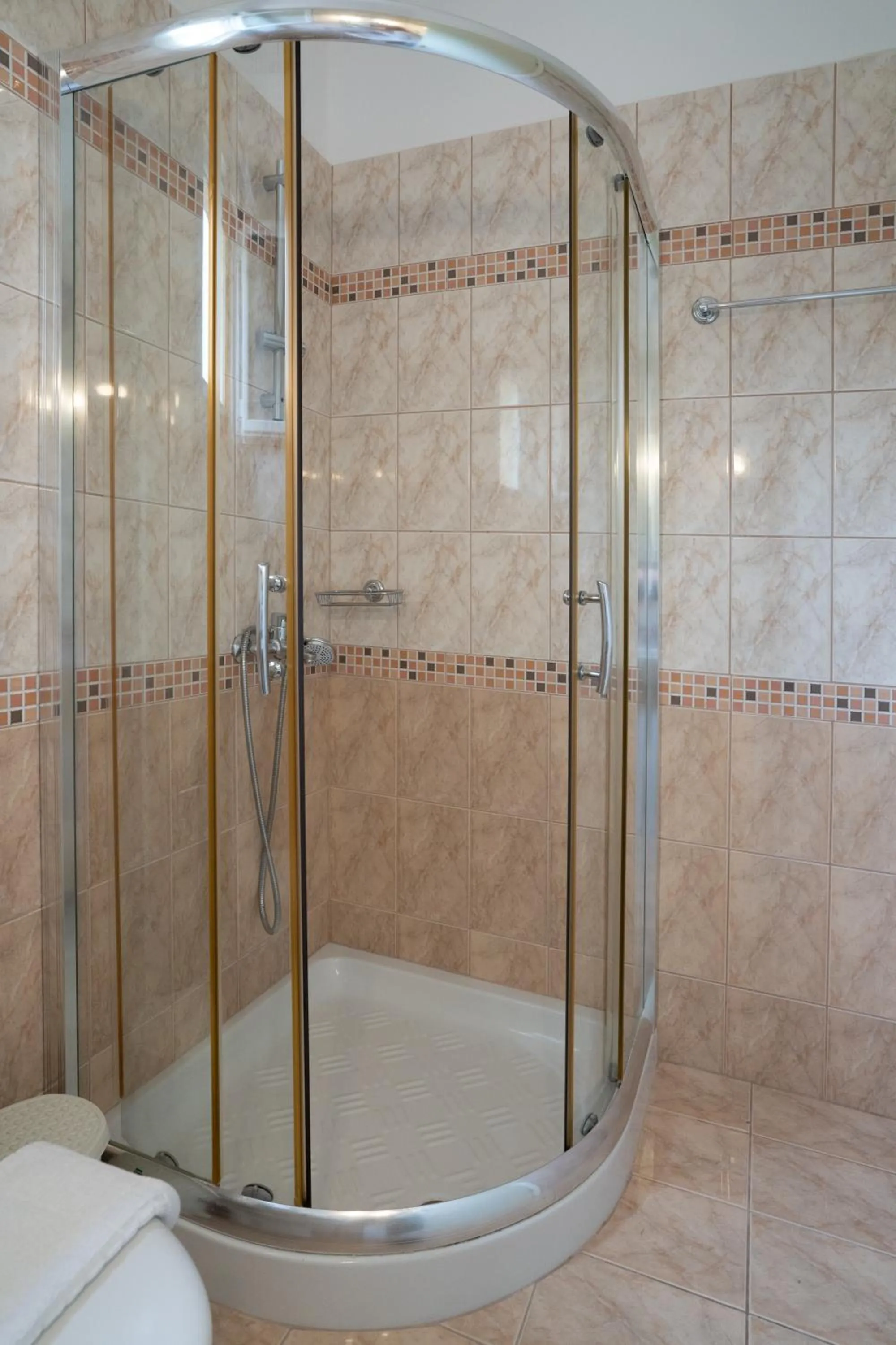 Shower in Residence Poseidon