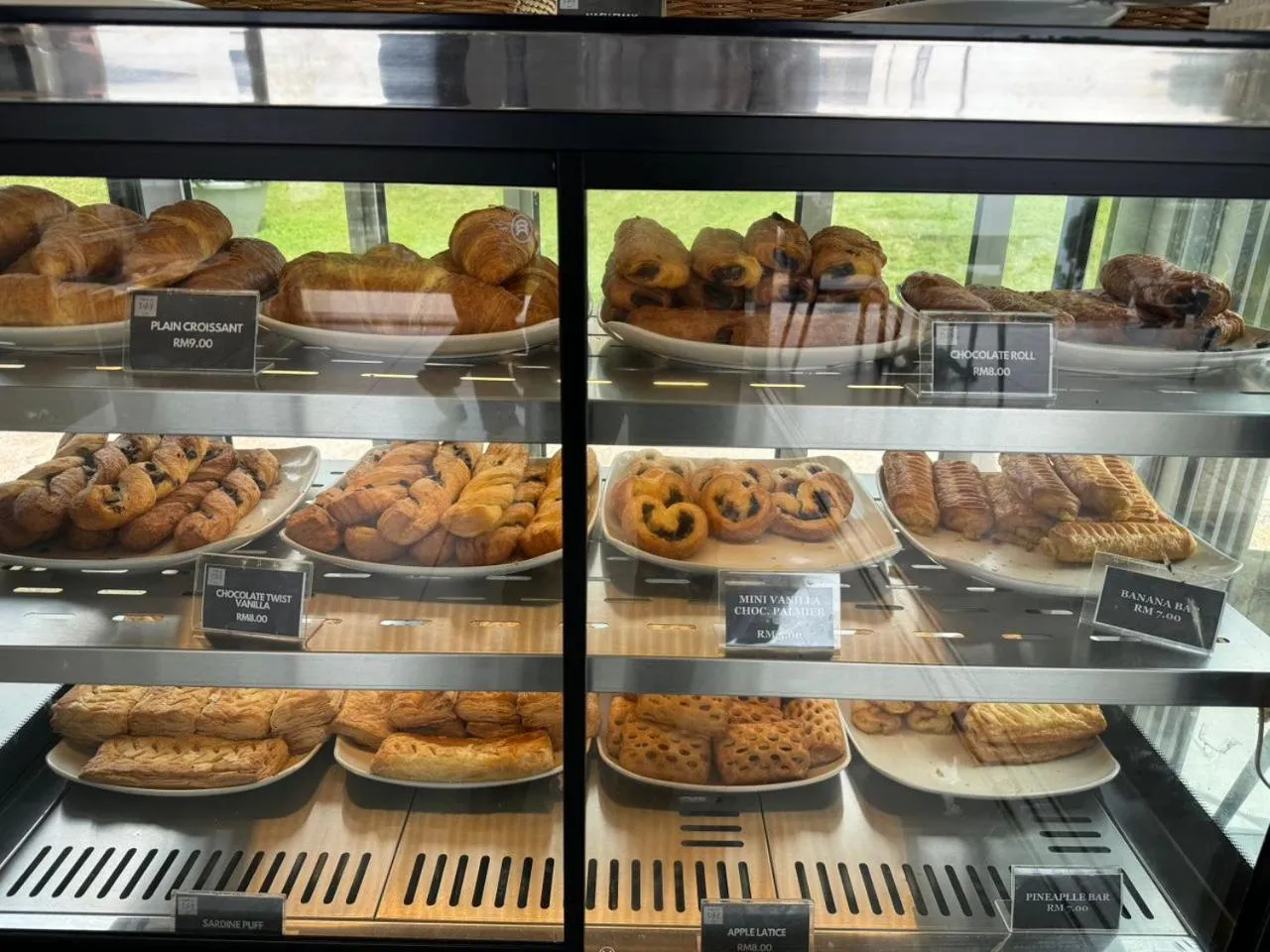 Food and drinks in The Jerai Hill Resort