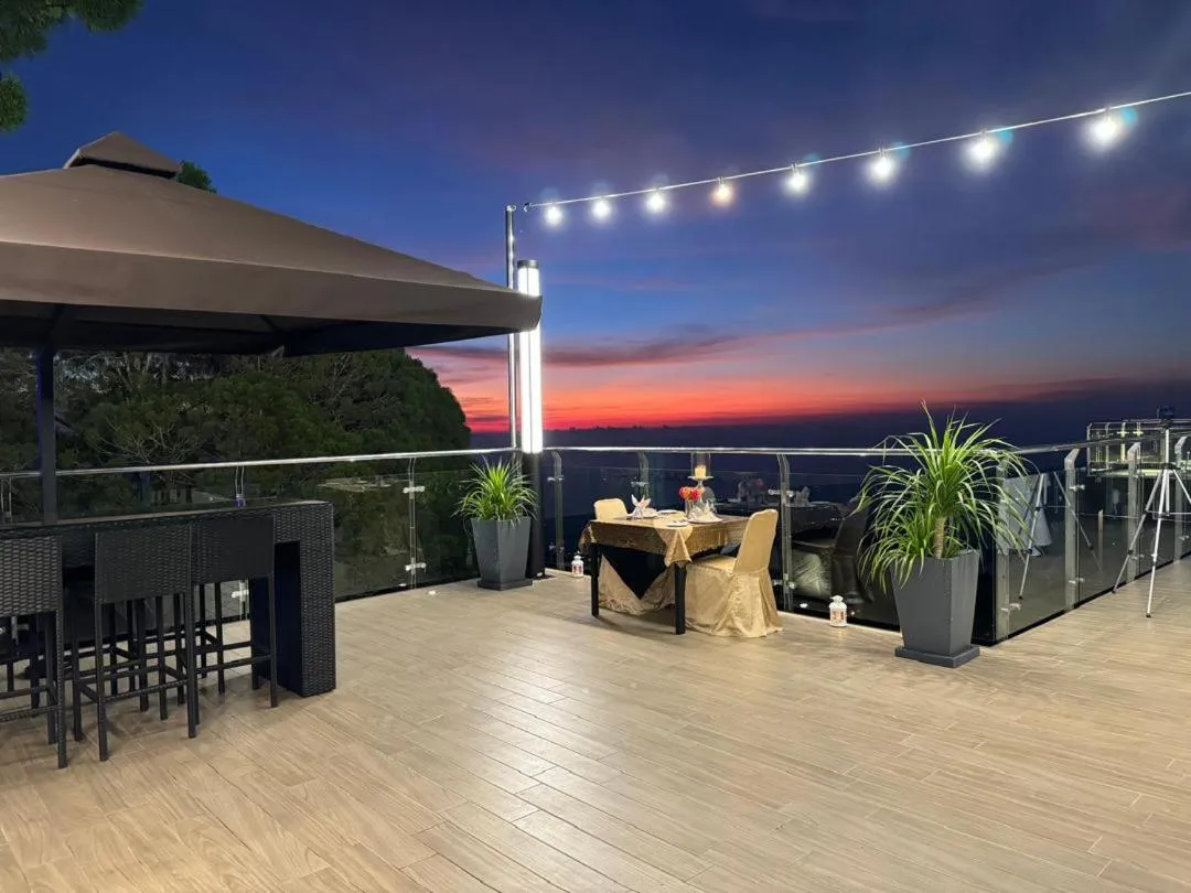 Restaurant/places to eat in The Jerai Hill Resort