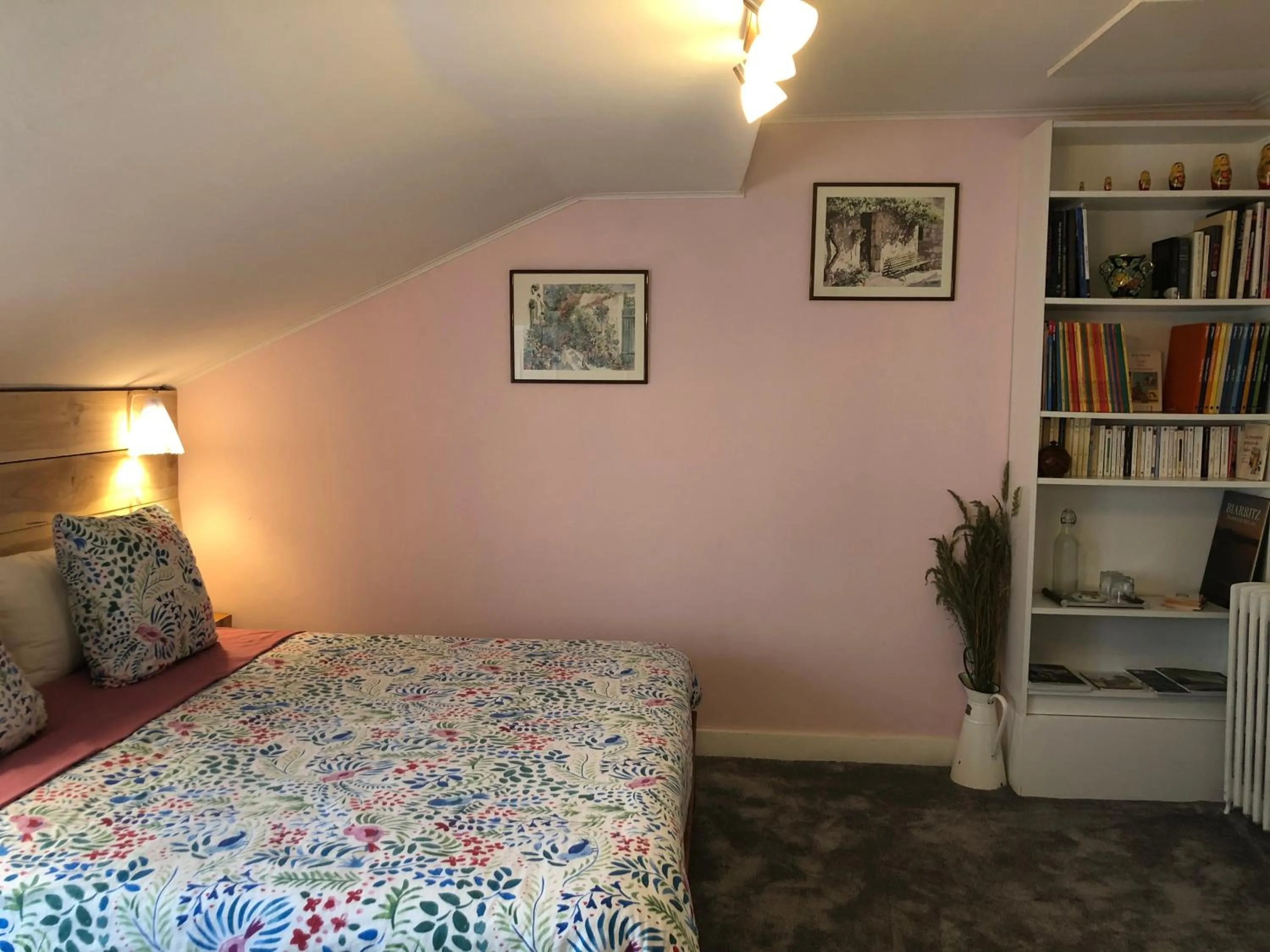 View (from property/room), Bed in La Croix Blanche