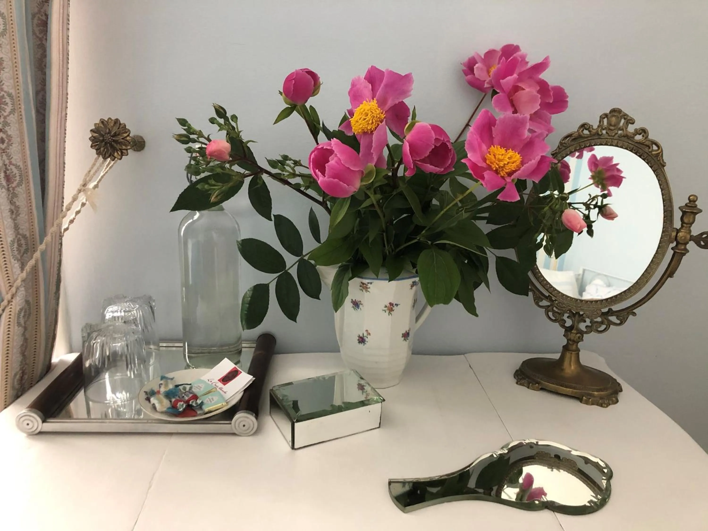 Decorative detail in La Croix Blanche