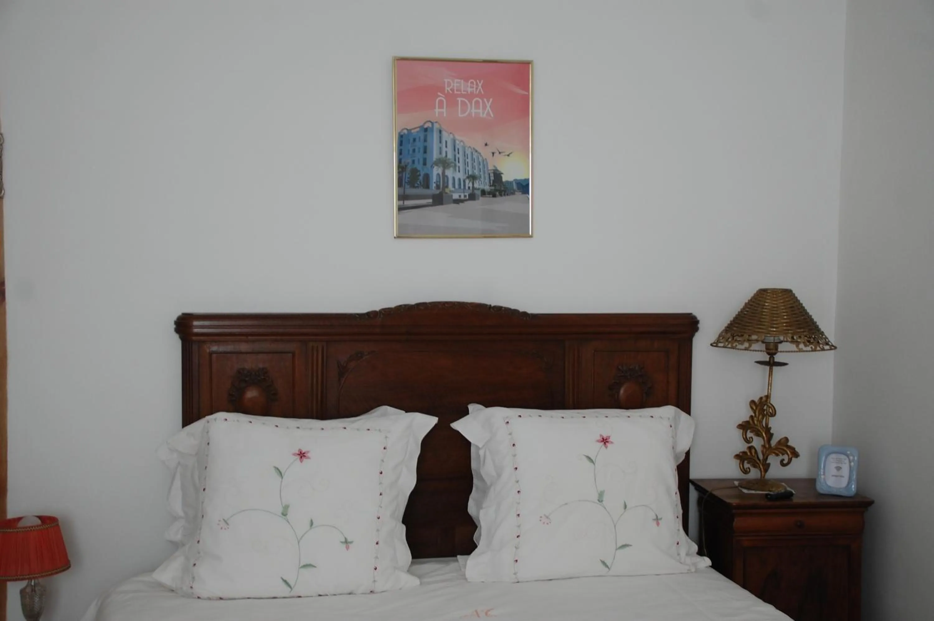 Photo of the whole room, Bed in La Croix Blanche