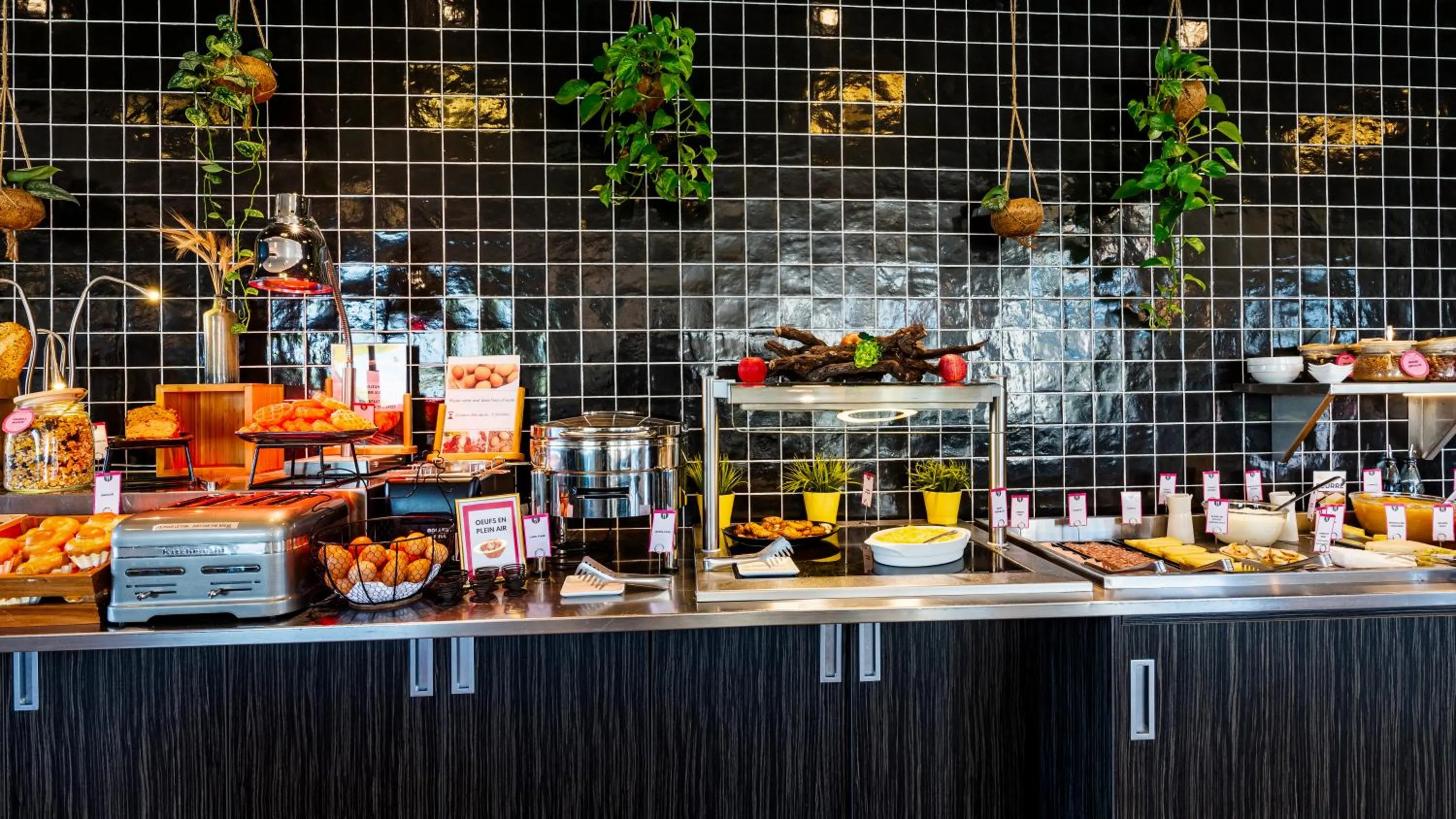 Breakfast in Novotel Reims Tinqueux