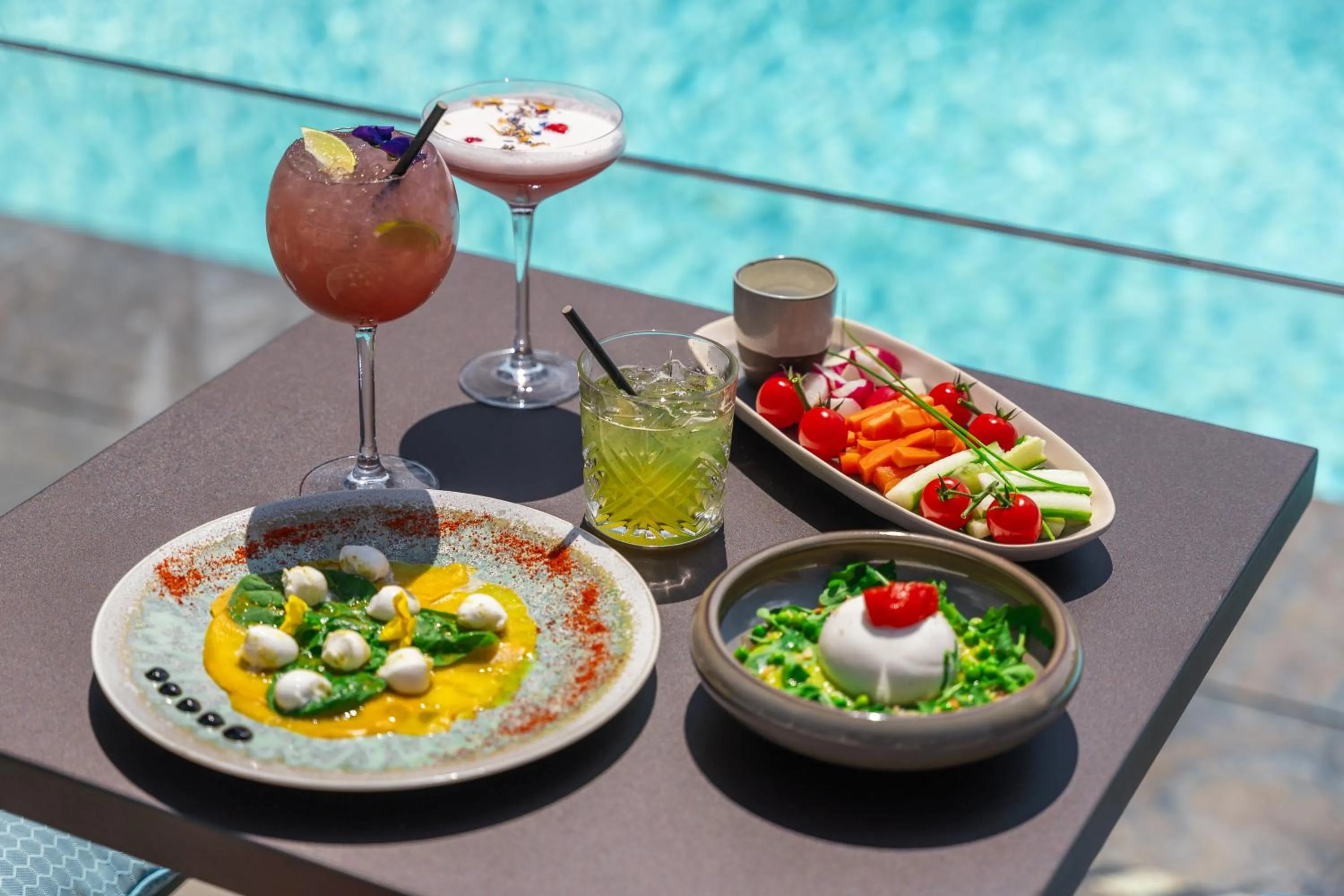 Restaurant/places to eat in Novotel Reims Tinqueux