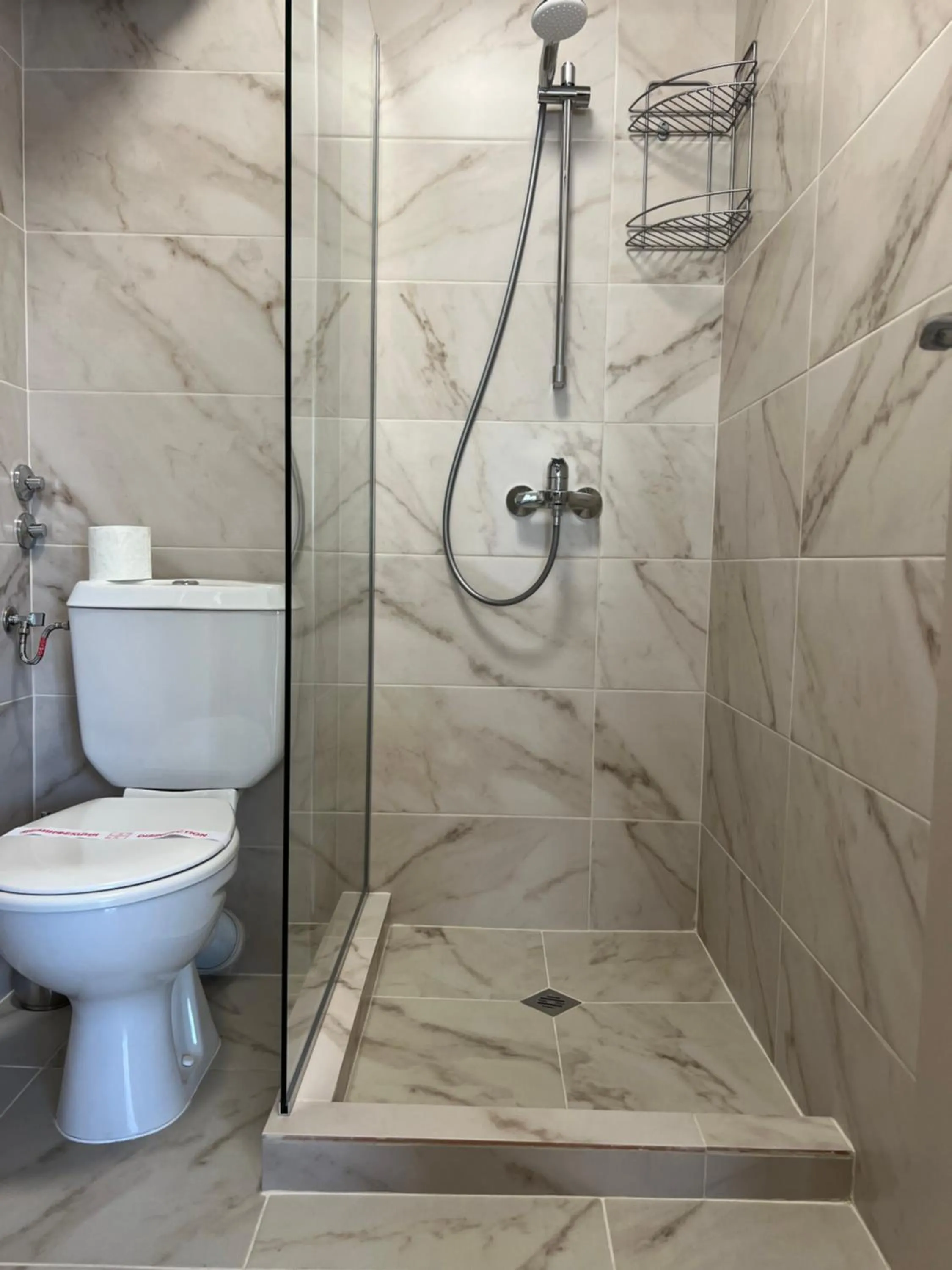 Shower in Family Hotel Milev