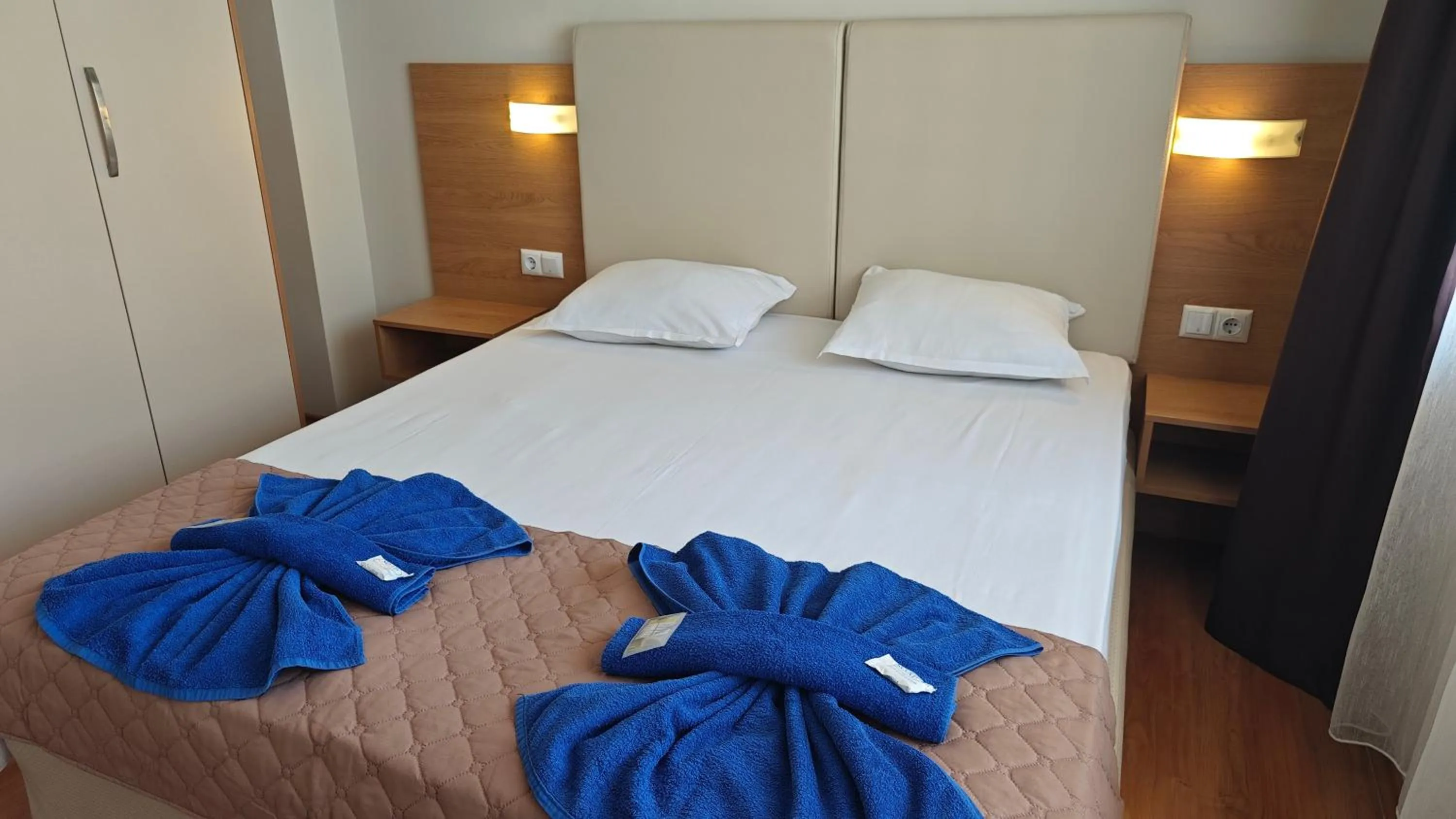 Bed in Family Hotel Milev