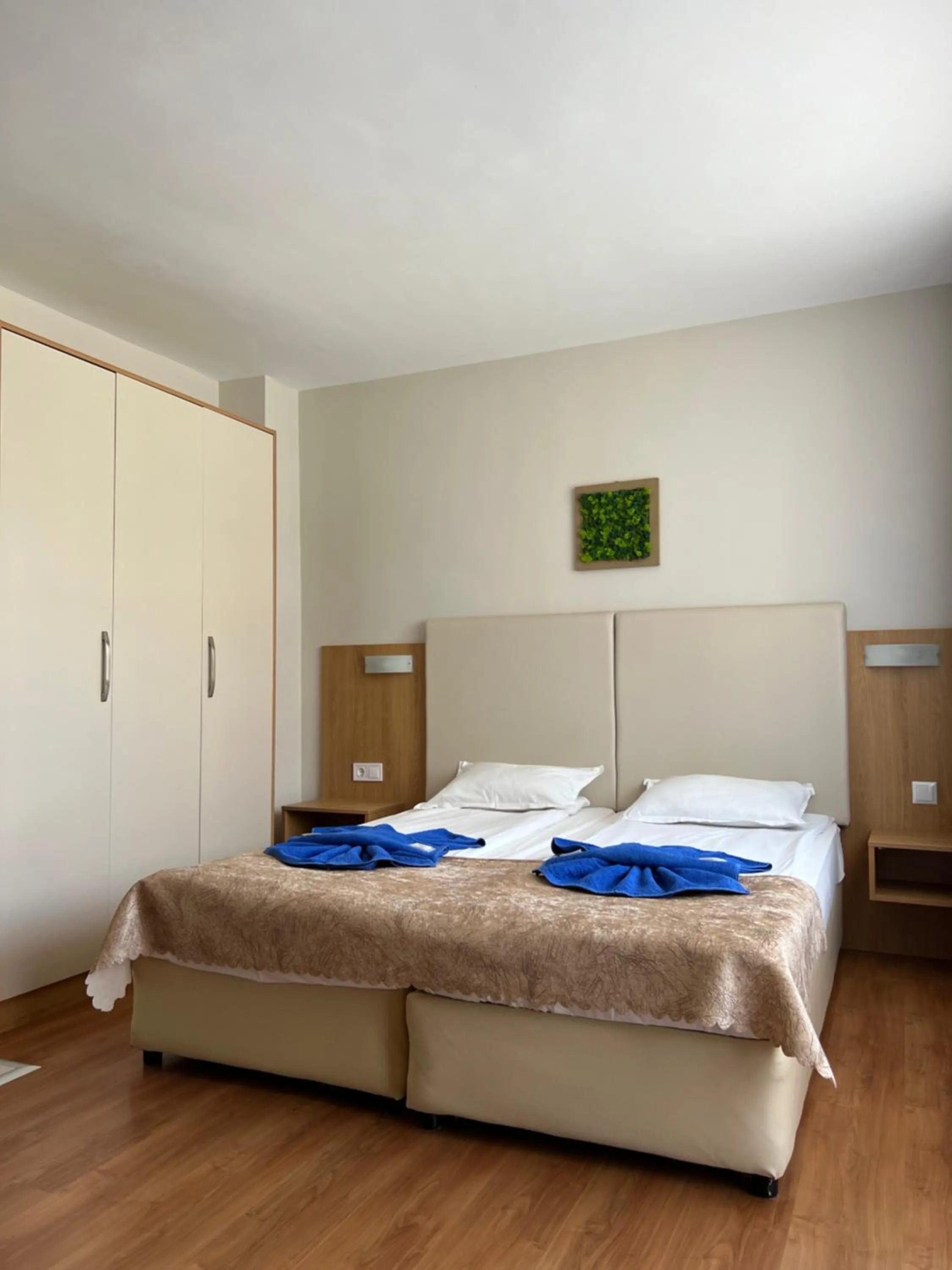 Bed in Family Hotel Milev