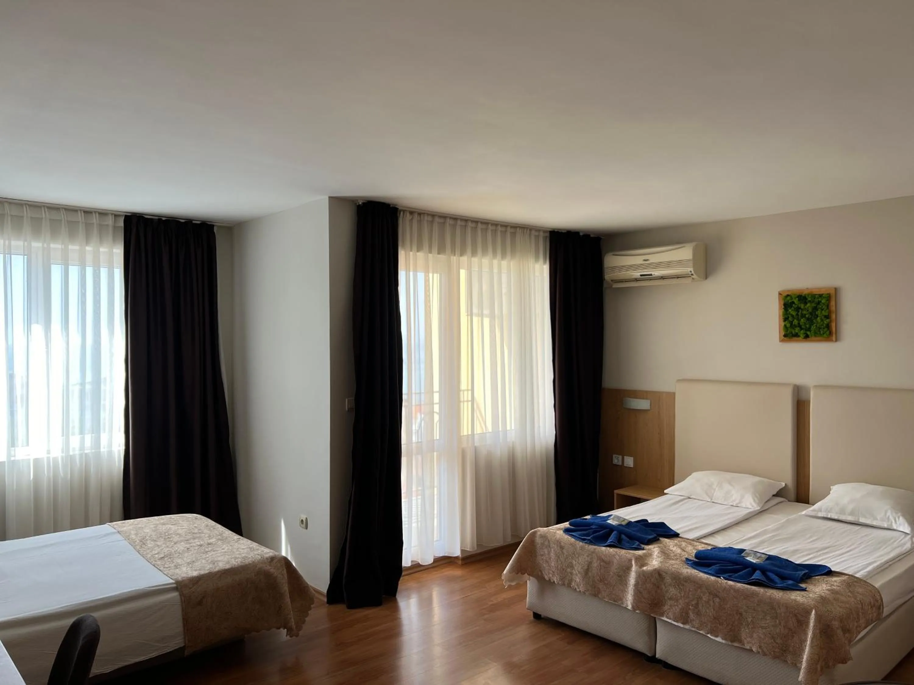 Bed in Family Hotel Milev