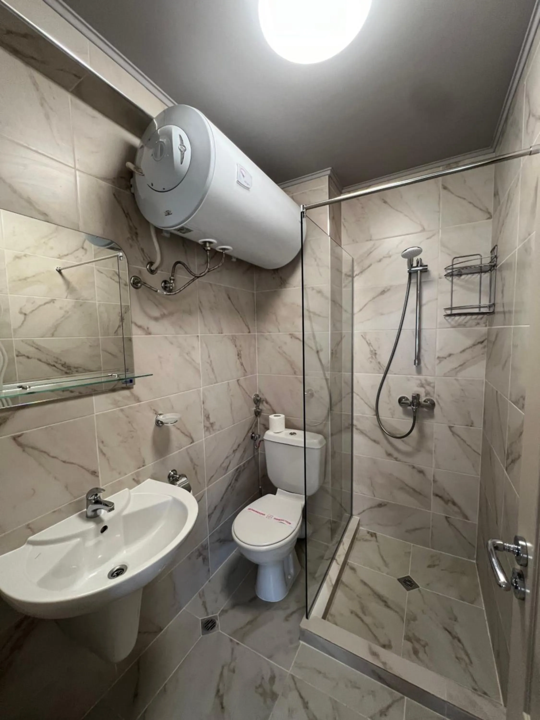 Shower in Family Hotel Milev