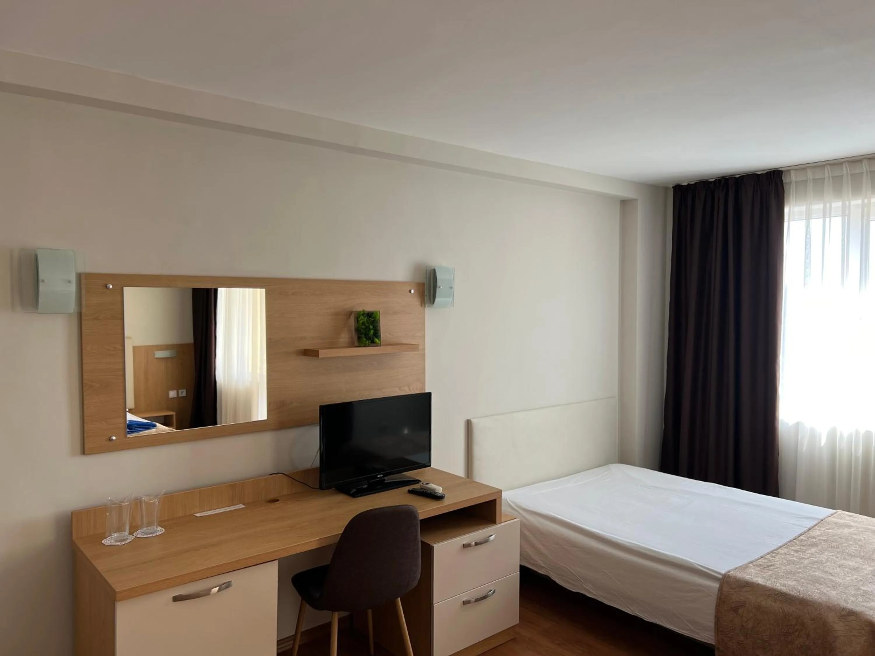 Bed in Family Hotel Milev