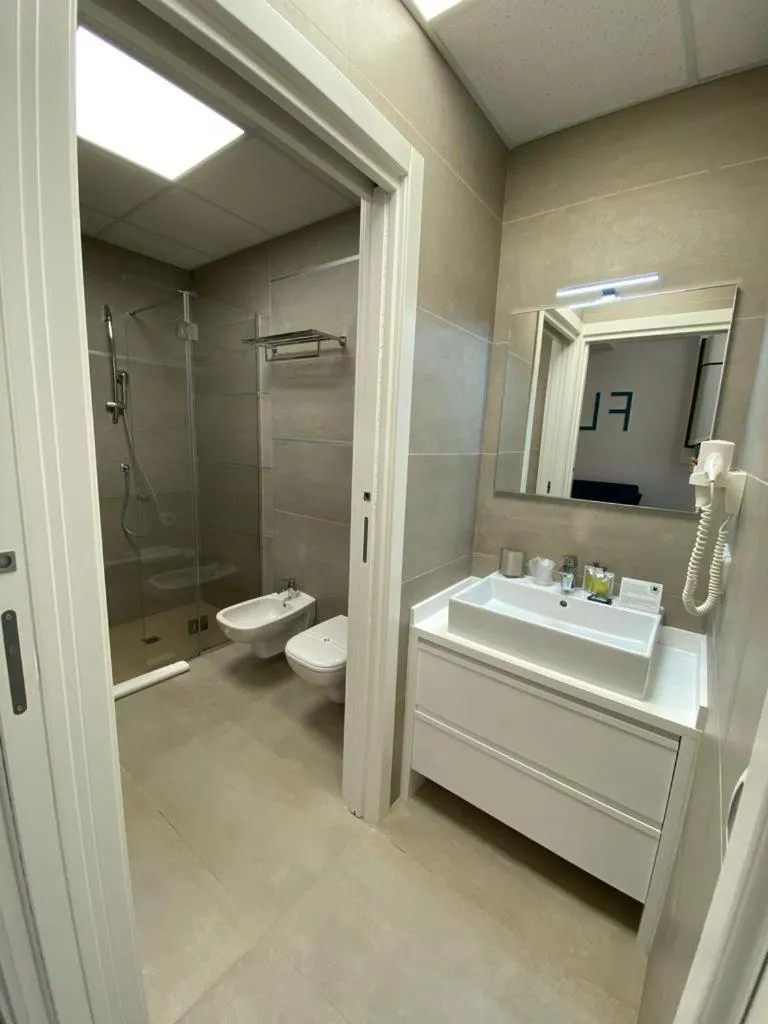 Bathroom in BeeApartments