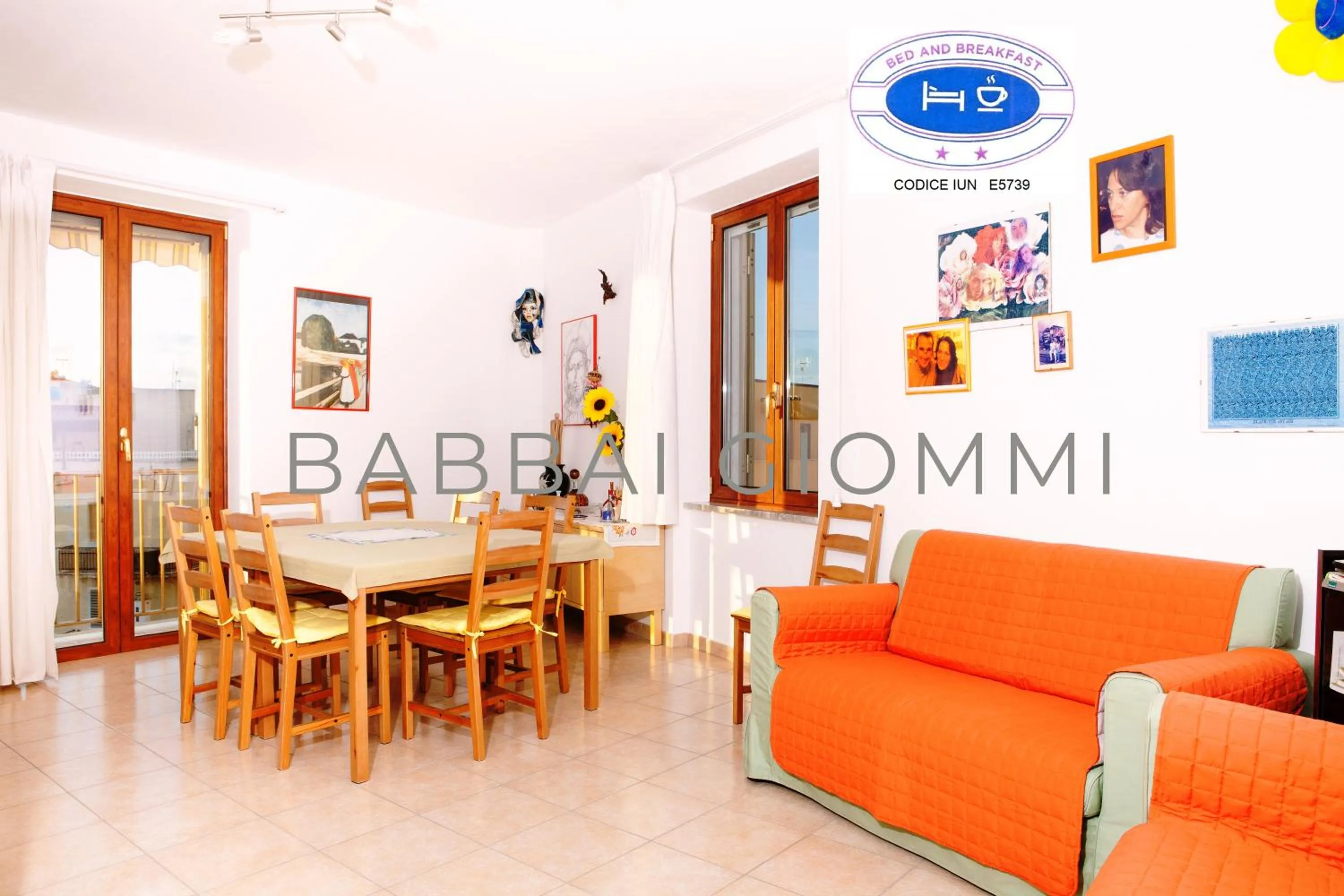 Communal lounge/ TV room in Babbai Giommi