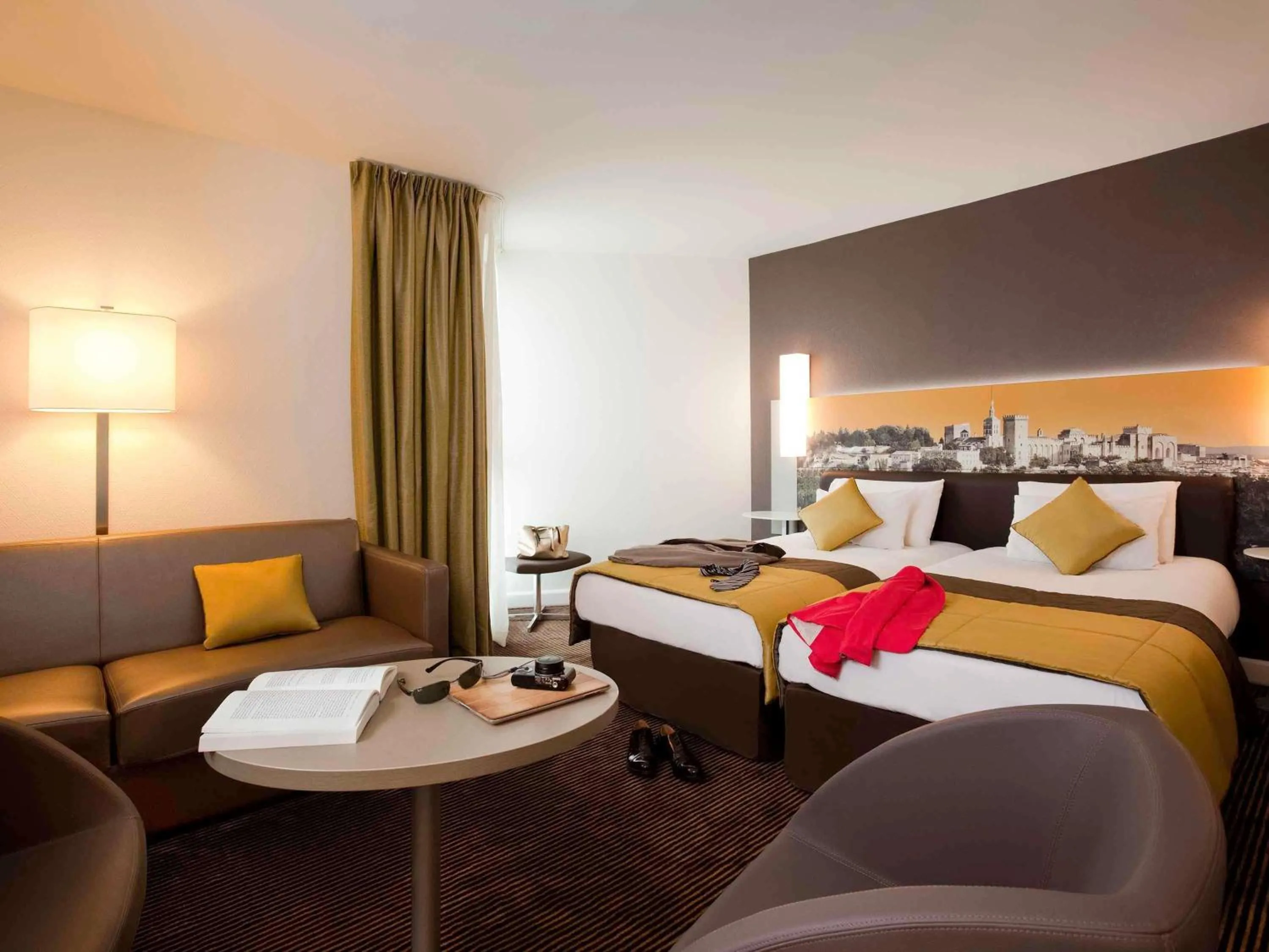 Bedroom, Bed in Mercure Avignon Centre Palais des Papes