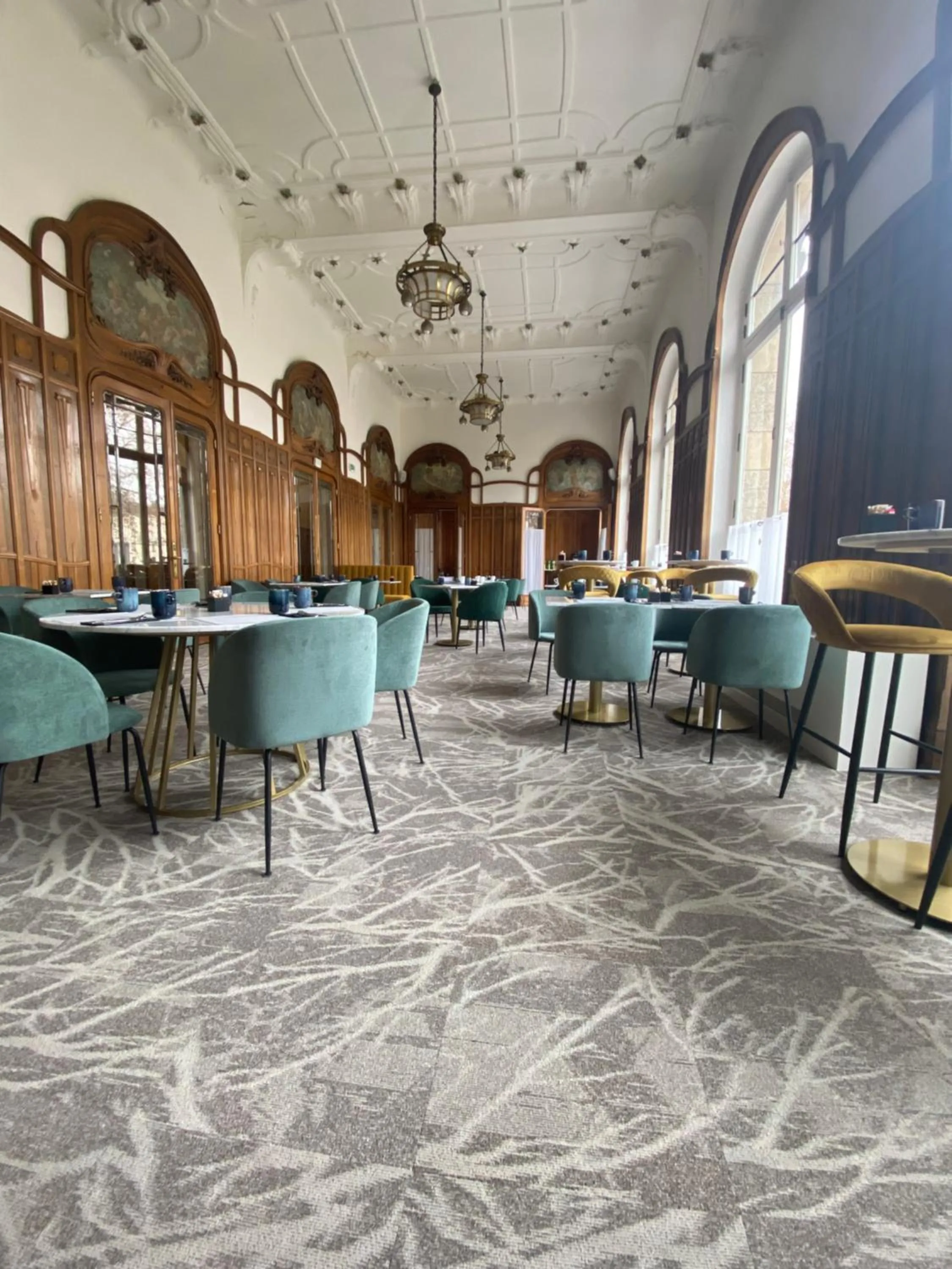 Property building in Mercure Lyon Centre Château Perrache