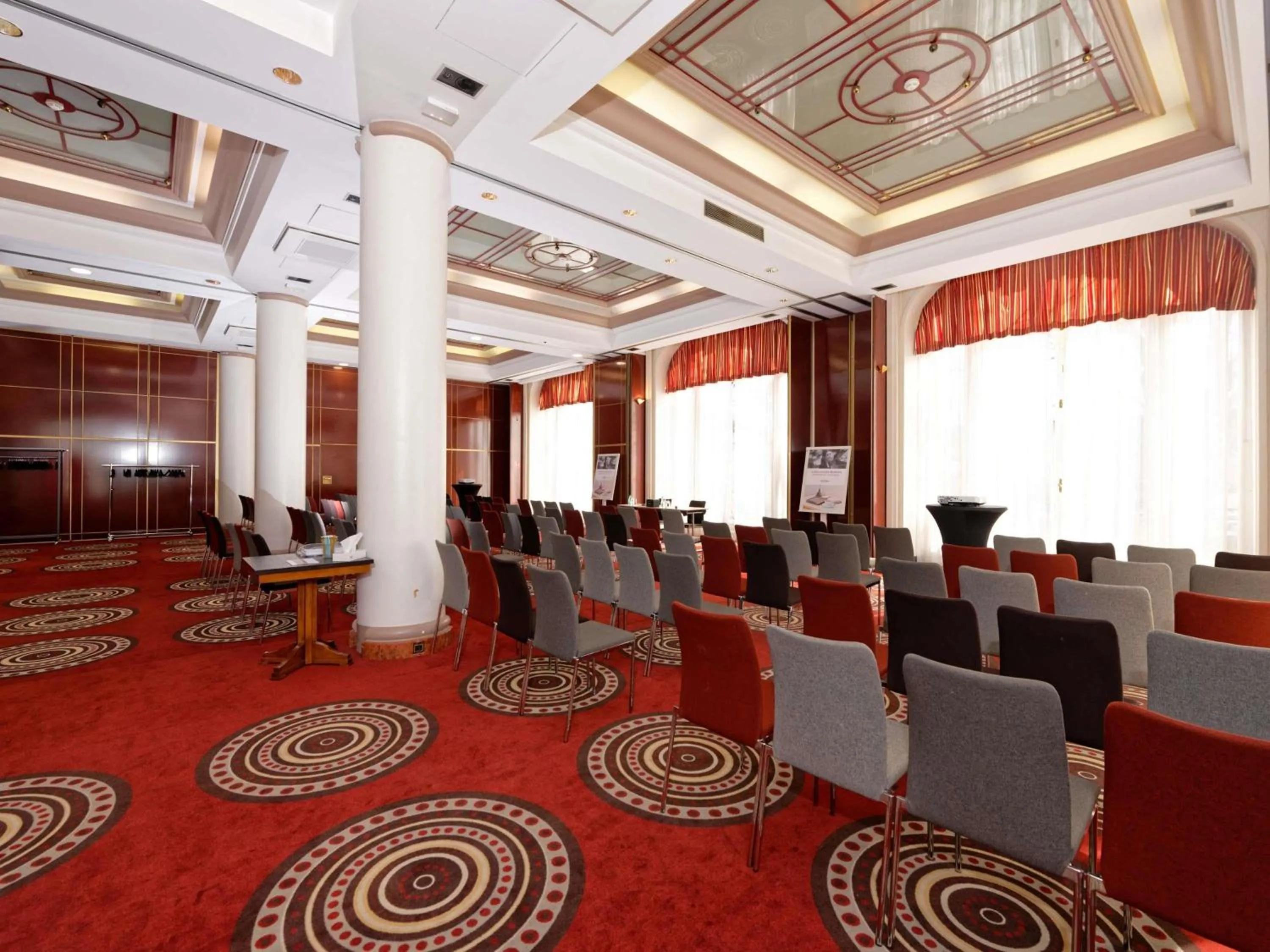 Meeting/conference room in Mercure Lyon Centre Château Perrache