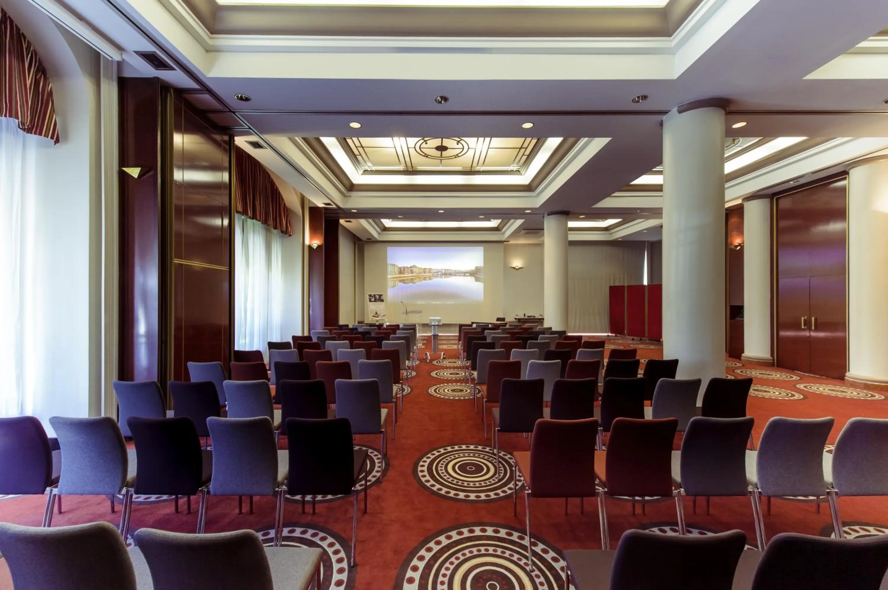 Meeting/conference room in Mercure Lyon Centre Château Perrache