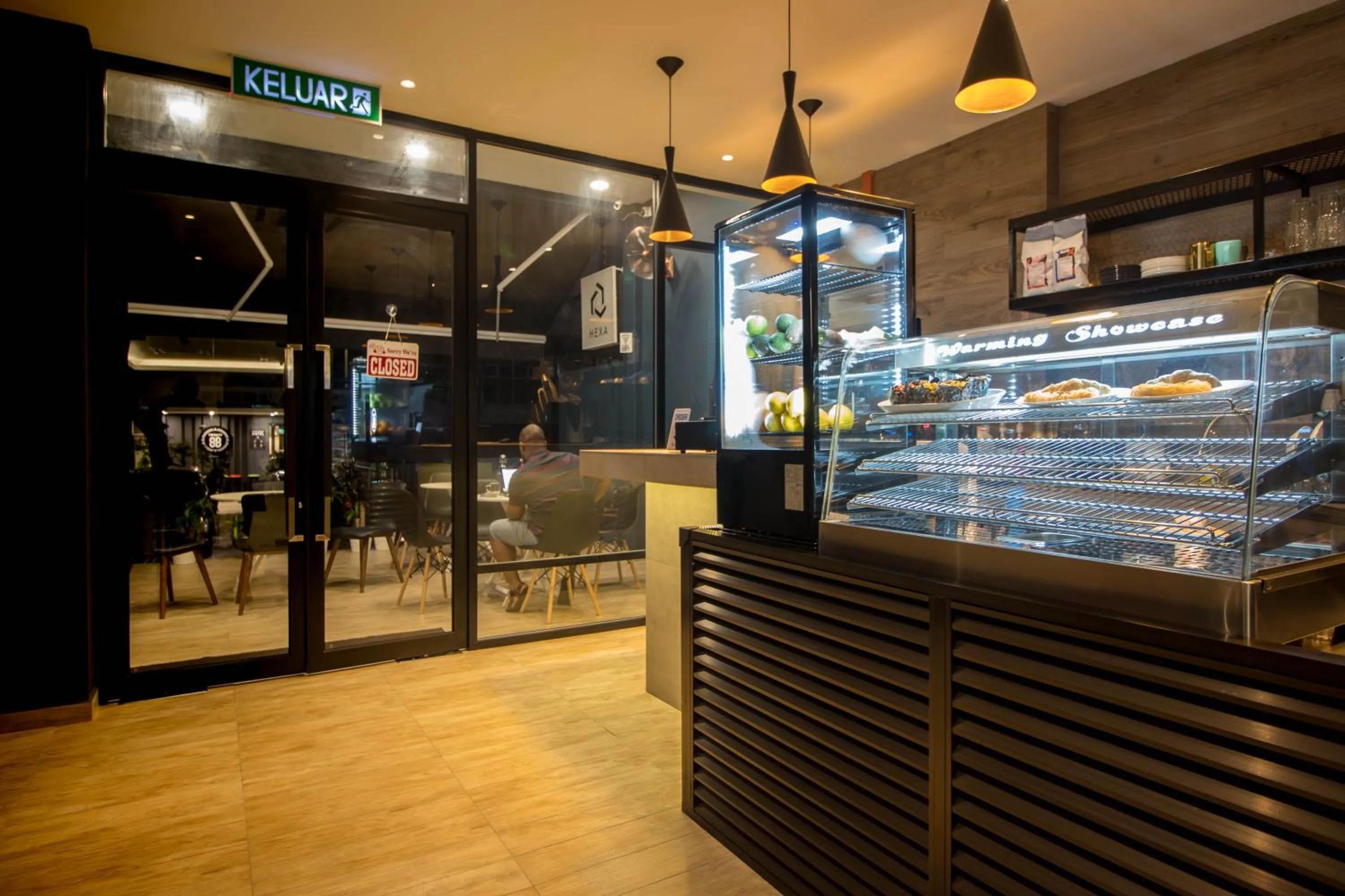 Restaurant/places to eat in Hexa Hotel & Backpackers Capsules Bukit Bintang