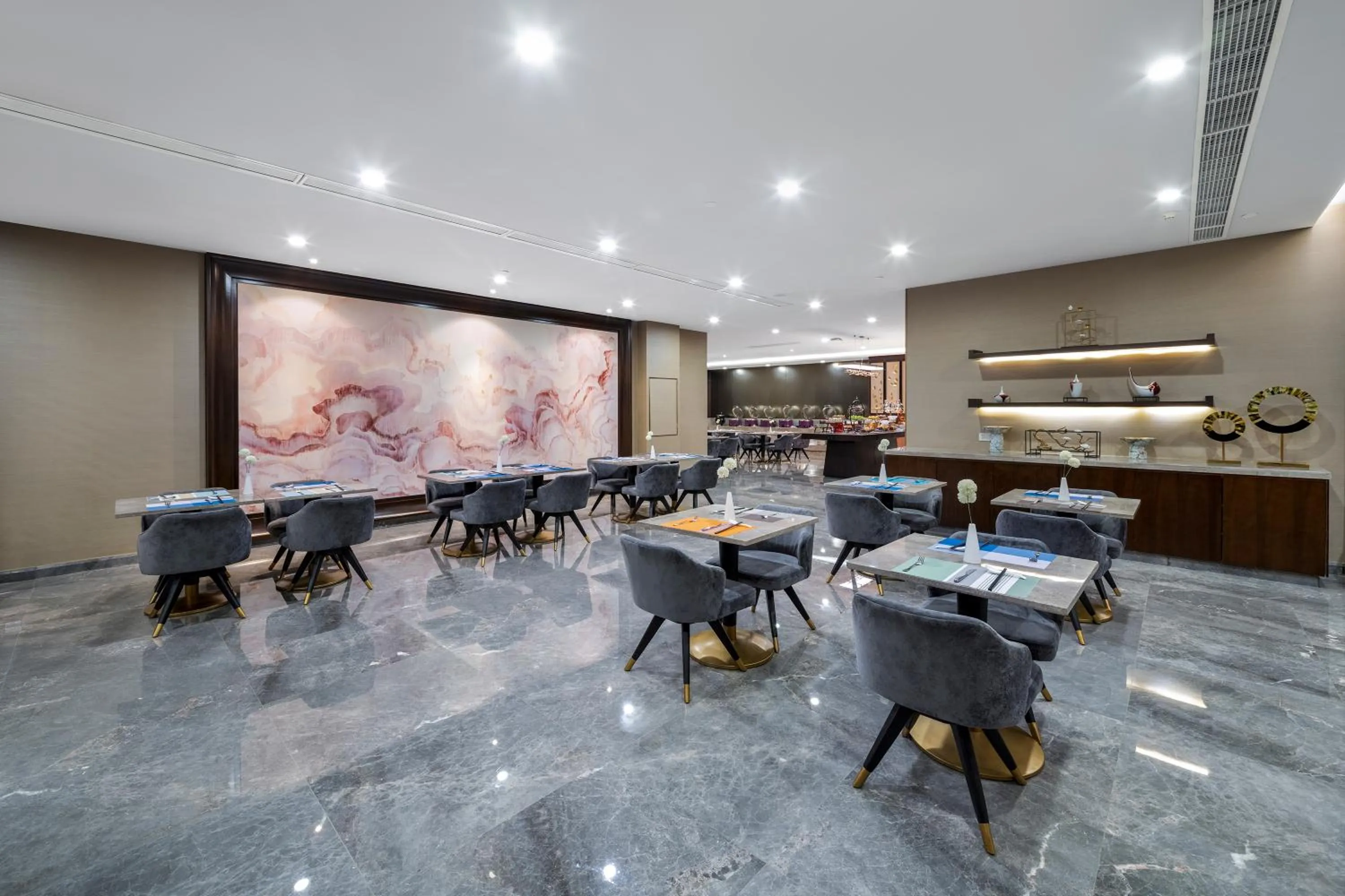 Restaurant/places to eat in Dorsett Chengdu