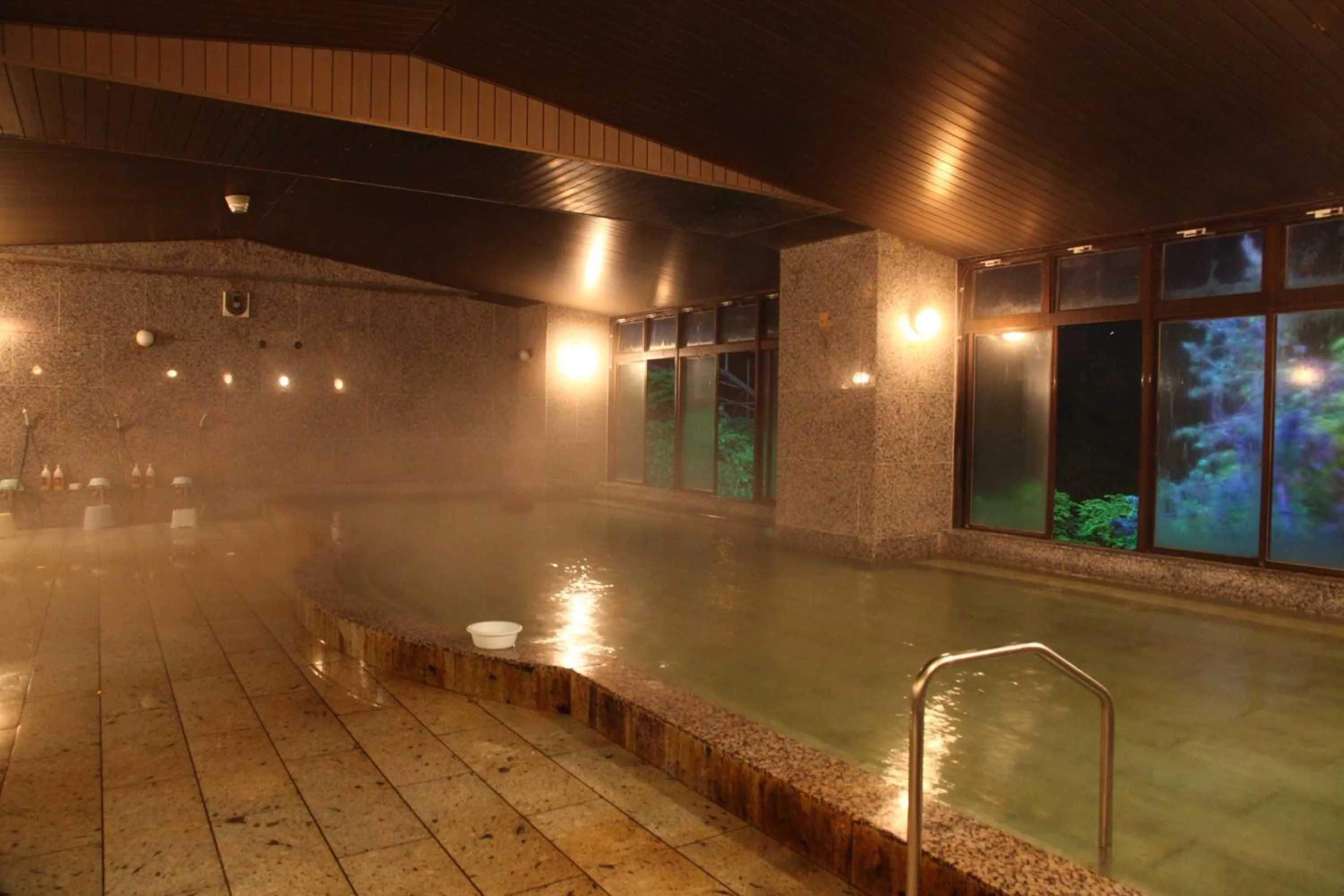 Public Bath in Hotel New Ohruri