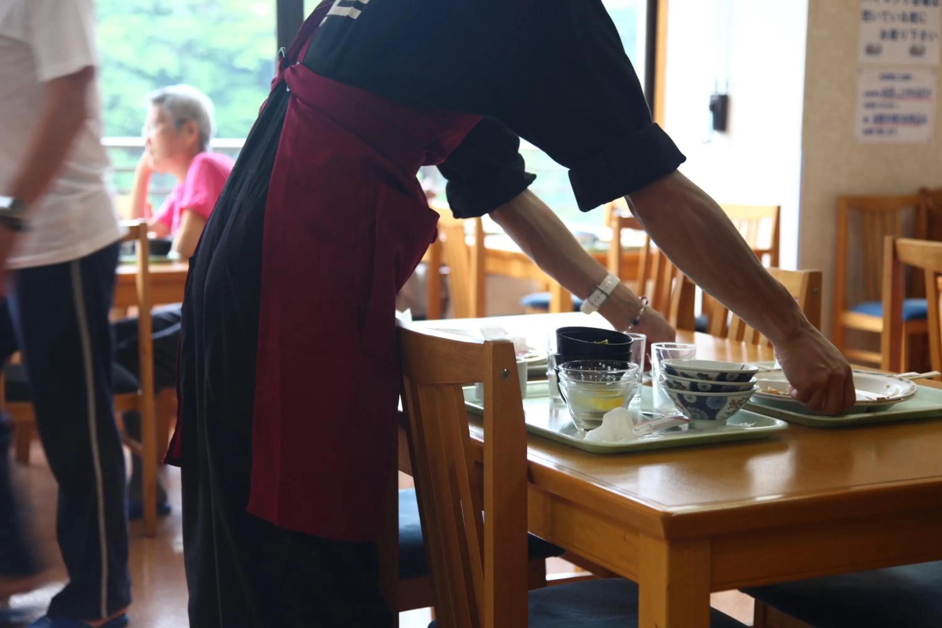 Food and drinks in Hotel New Ohruri