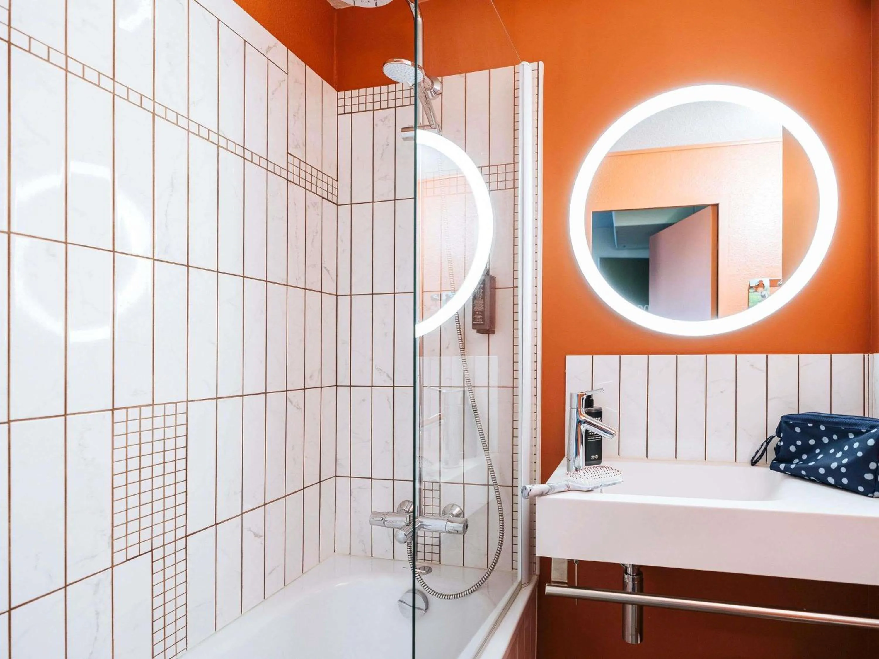 Property building, Bed in ibis Styles Le Mans Gare Sud