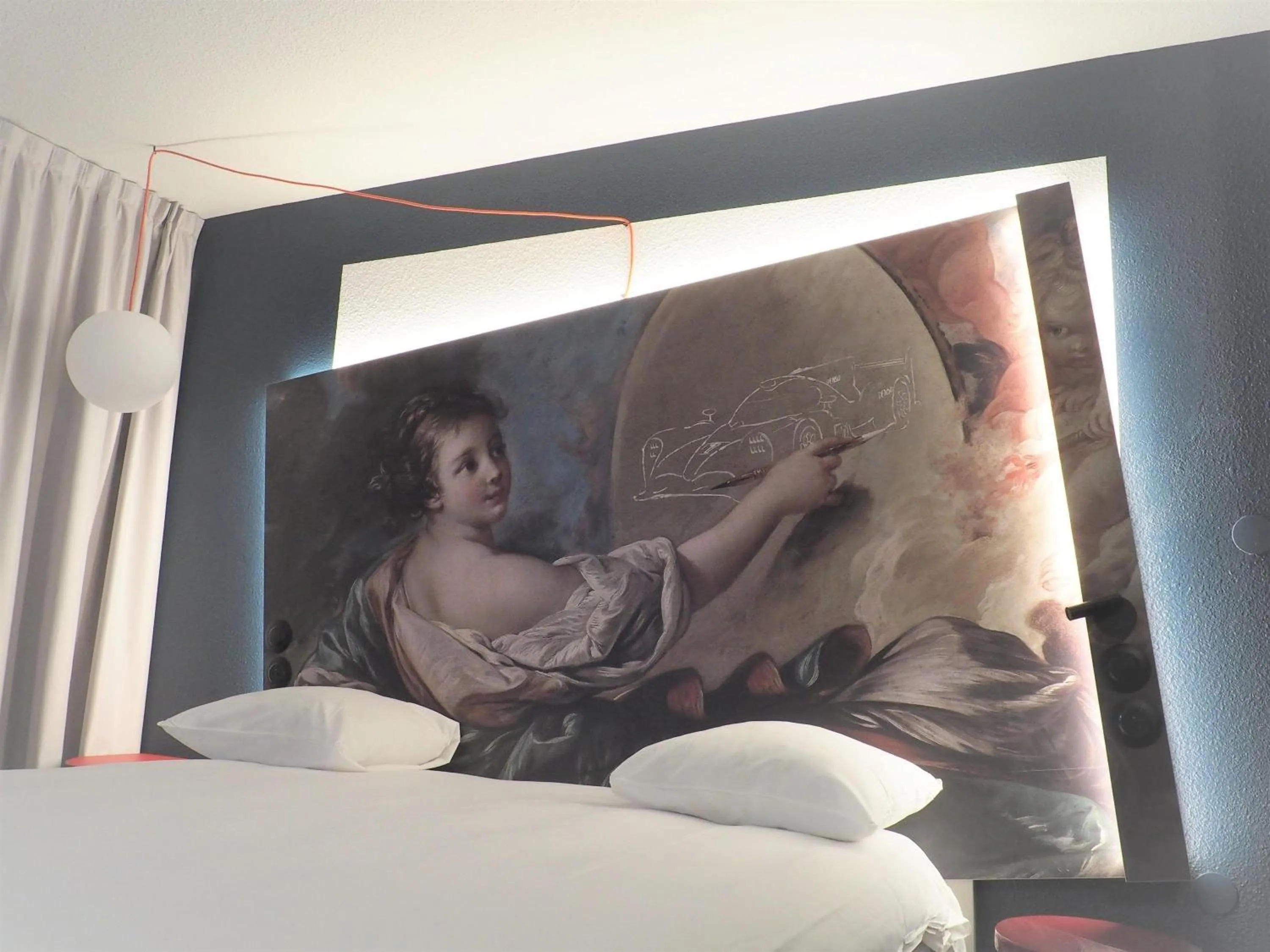 Bedroom in ibis Styles Le Mans Gare Sud