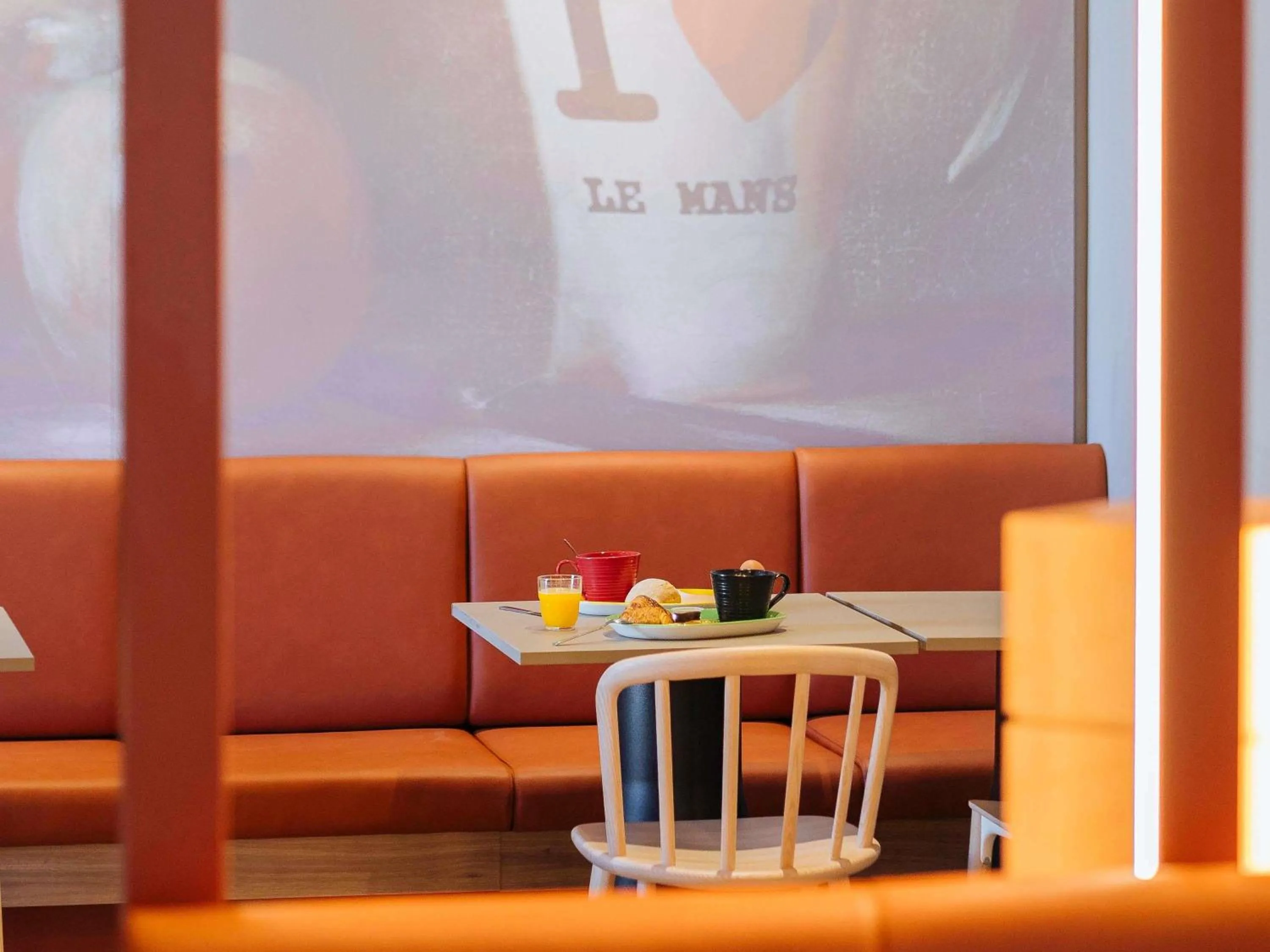 Breakfast in ibis Styles Le Mans Gare Sud