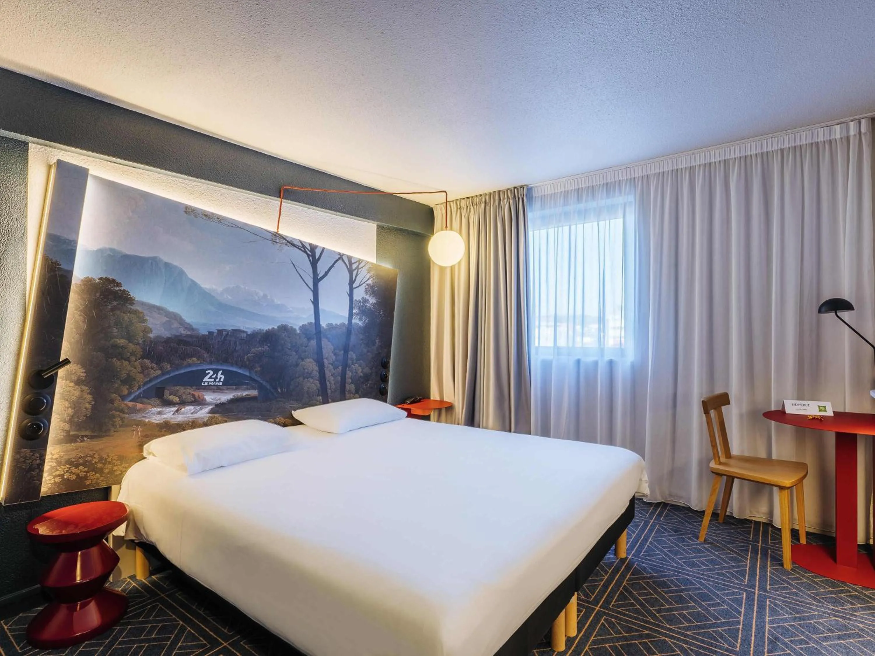 Bedroom, Bed in ibis Styles Le Mans Gare Sud