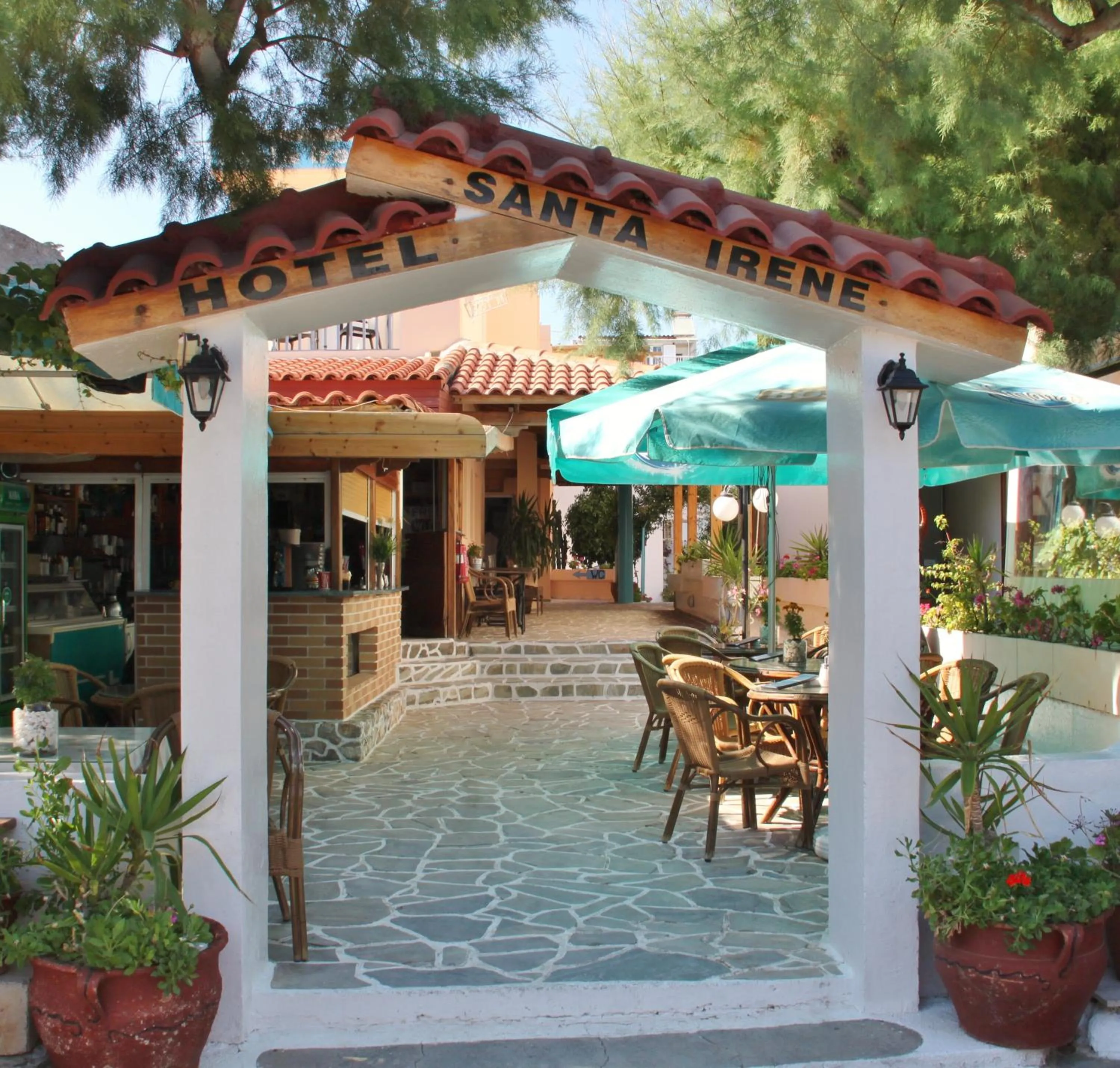 Facade/entrance in Santa Irene