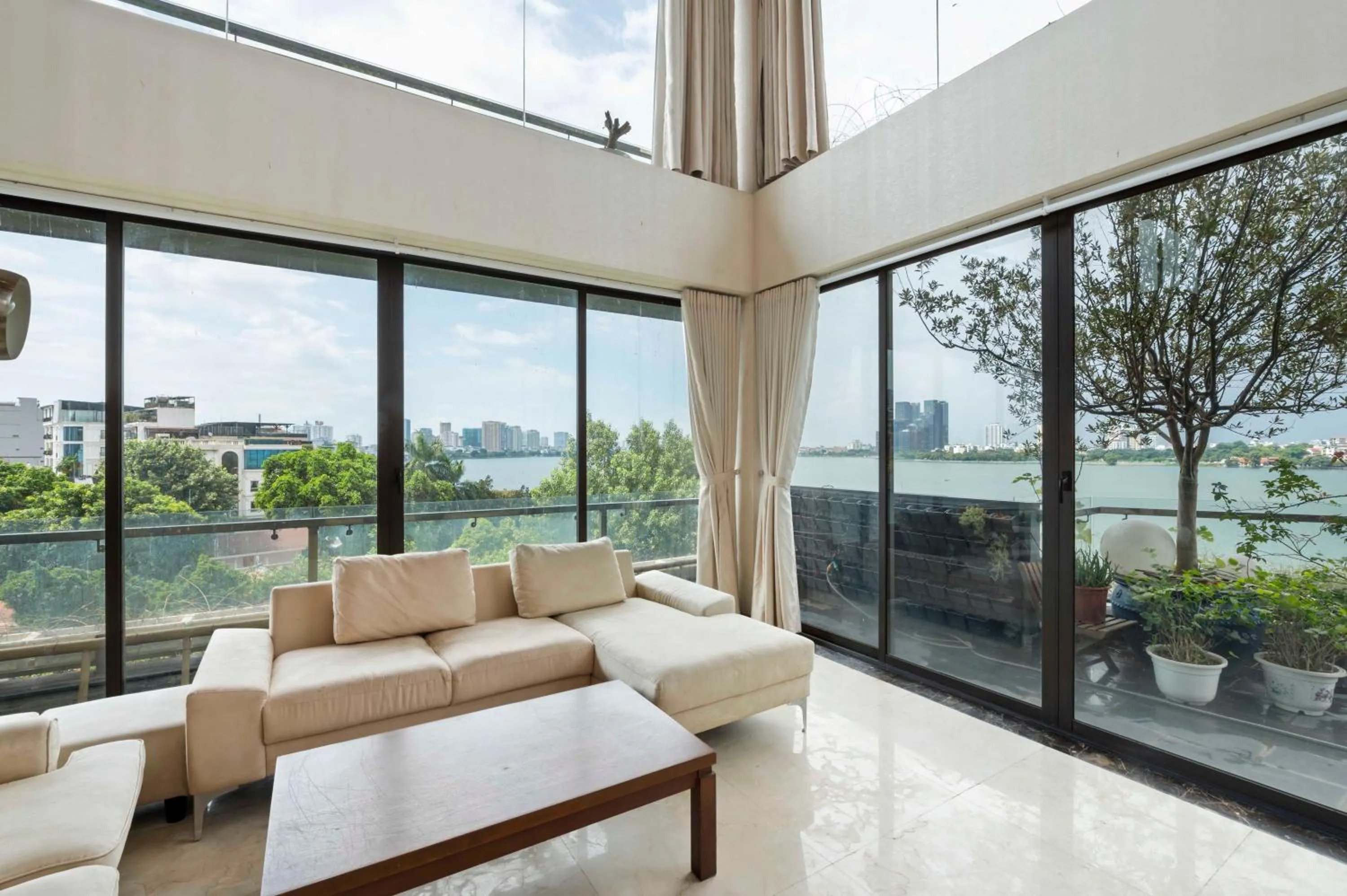 Property building in 22Land Moon West Lake