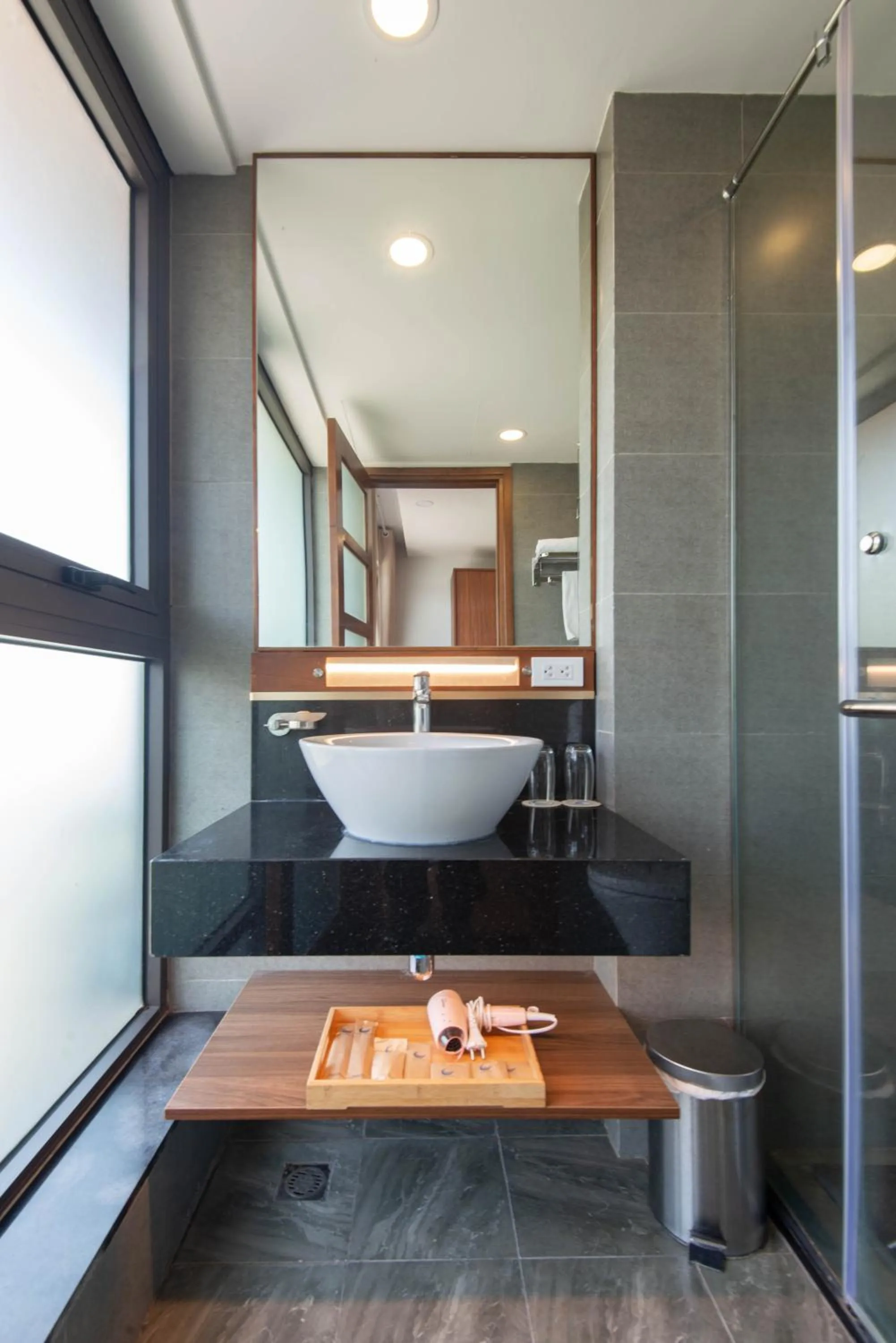 Bathroom in 22Land Moon West Lake