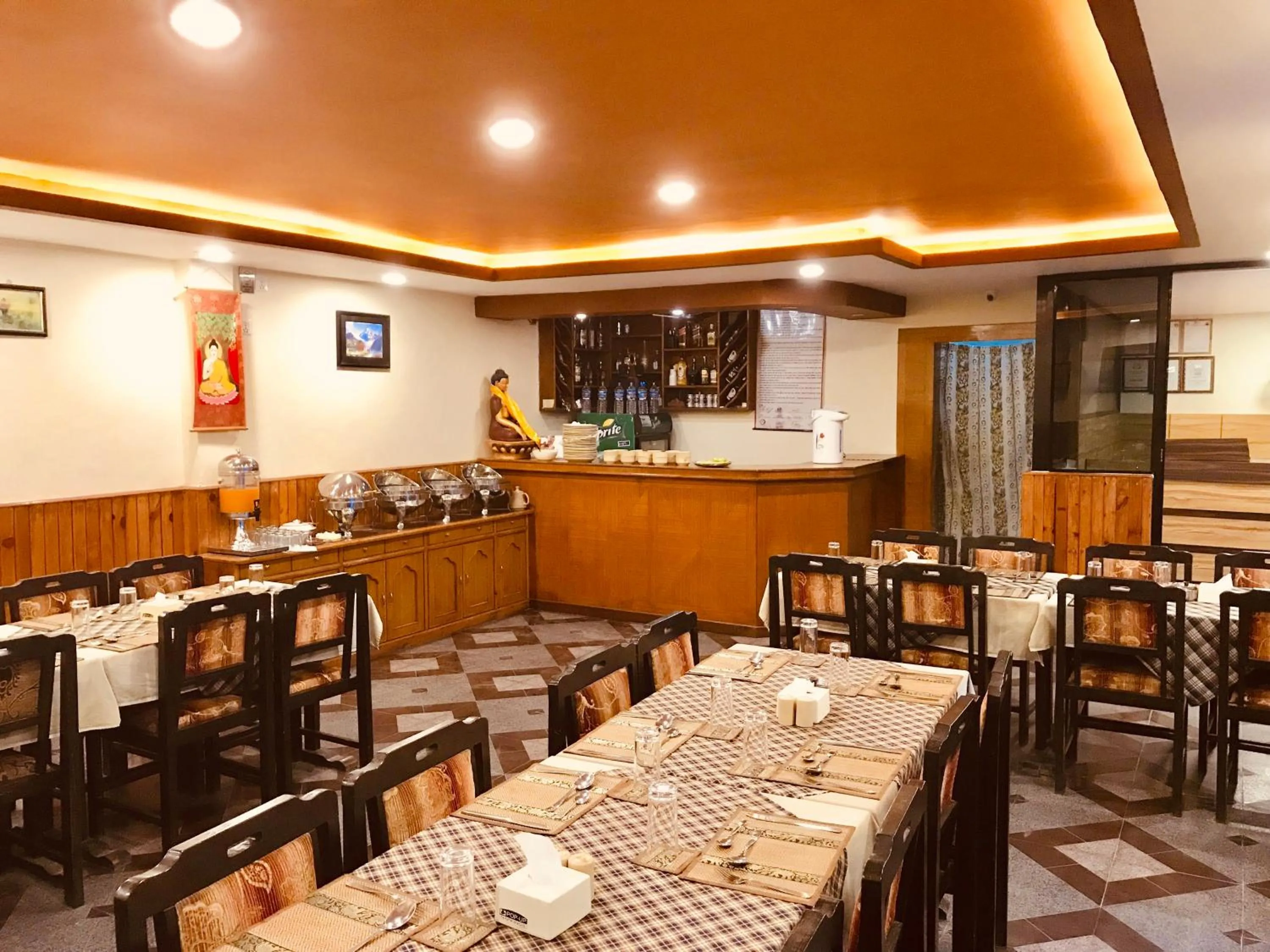 Restaurant/places to eat in Chitwan Village Resort