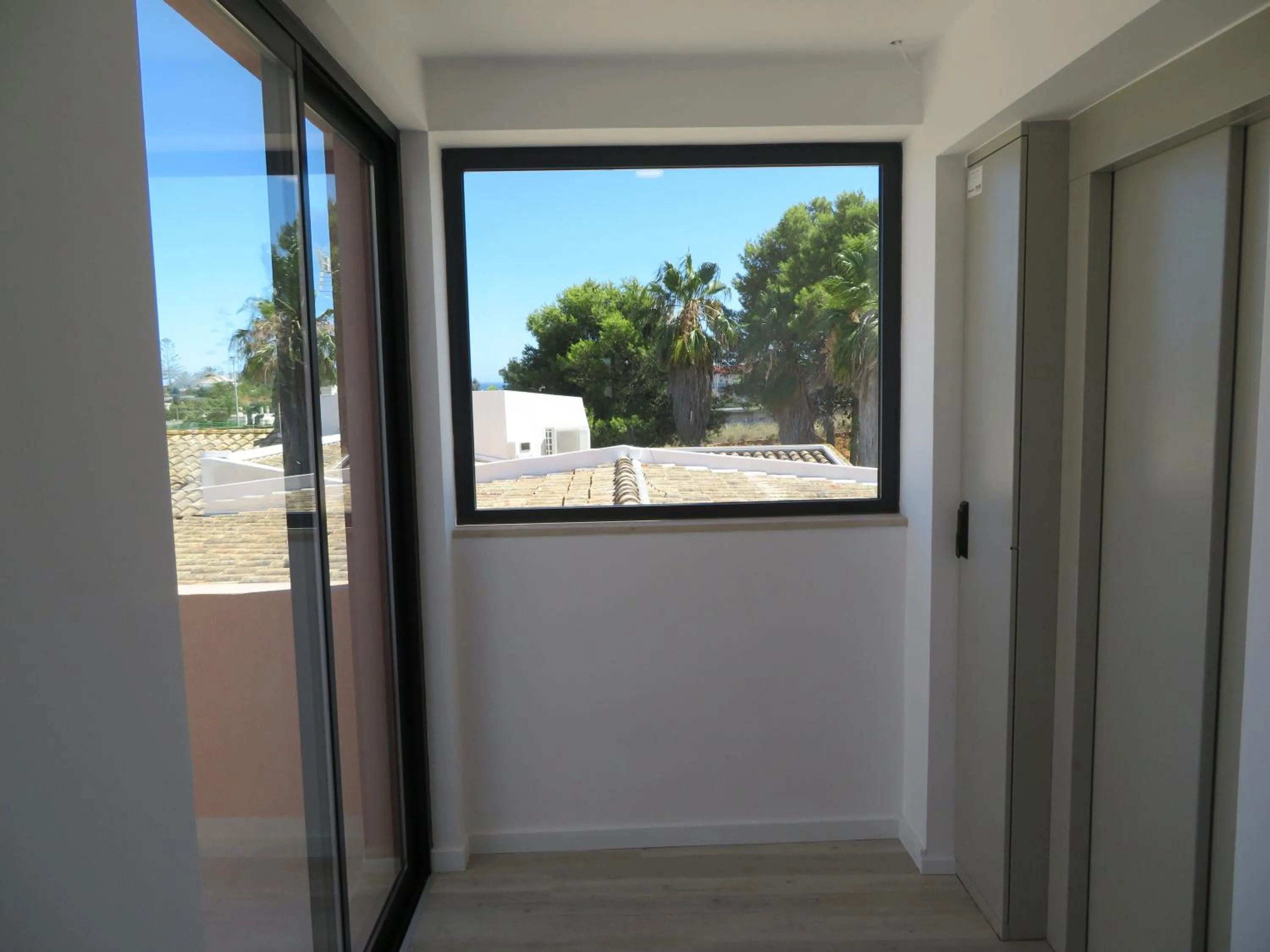 Property building in Hotel Alcaide