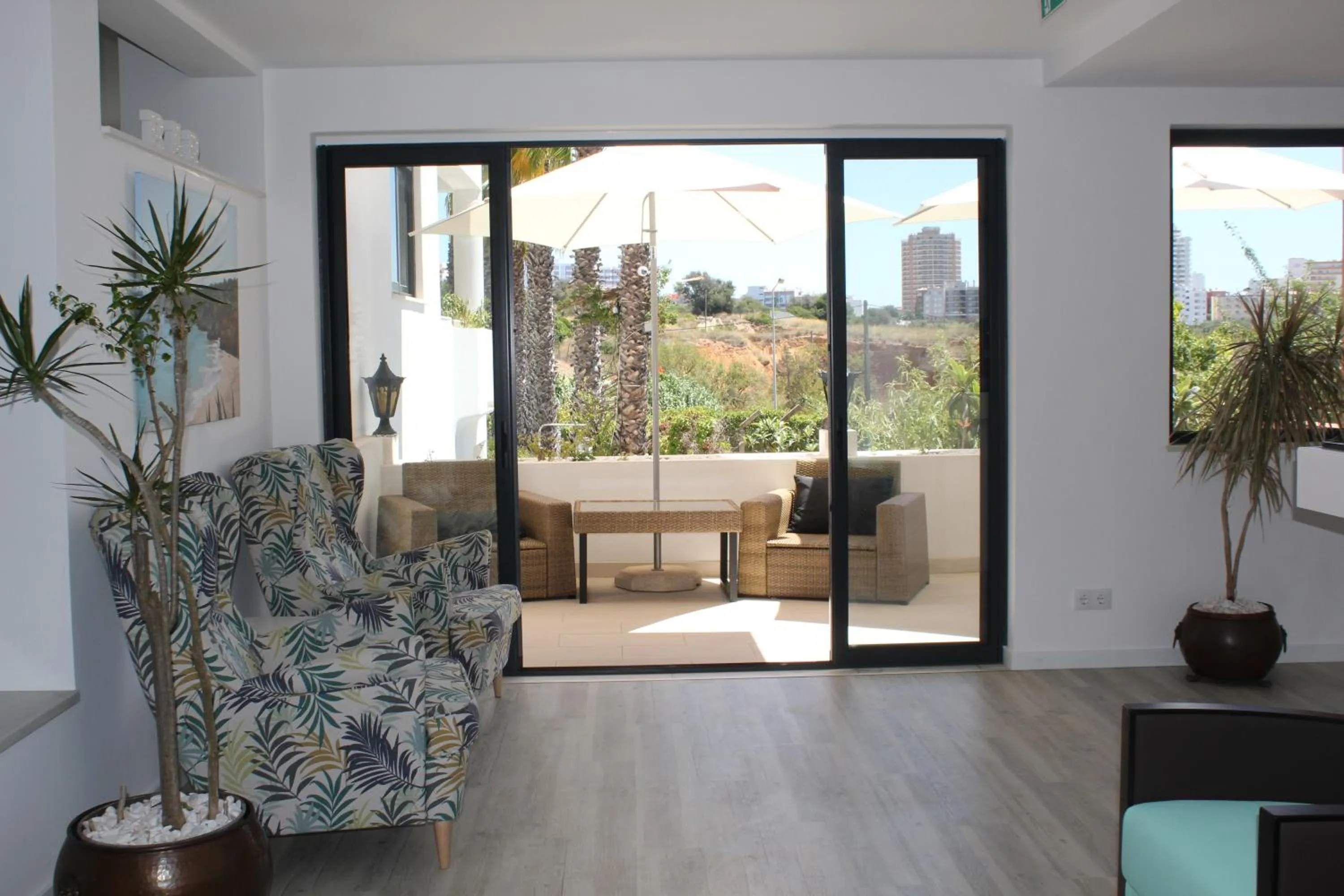 Lobby or reception in Hotel Alcaide