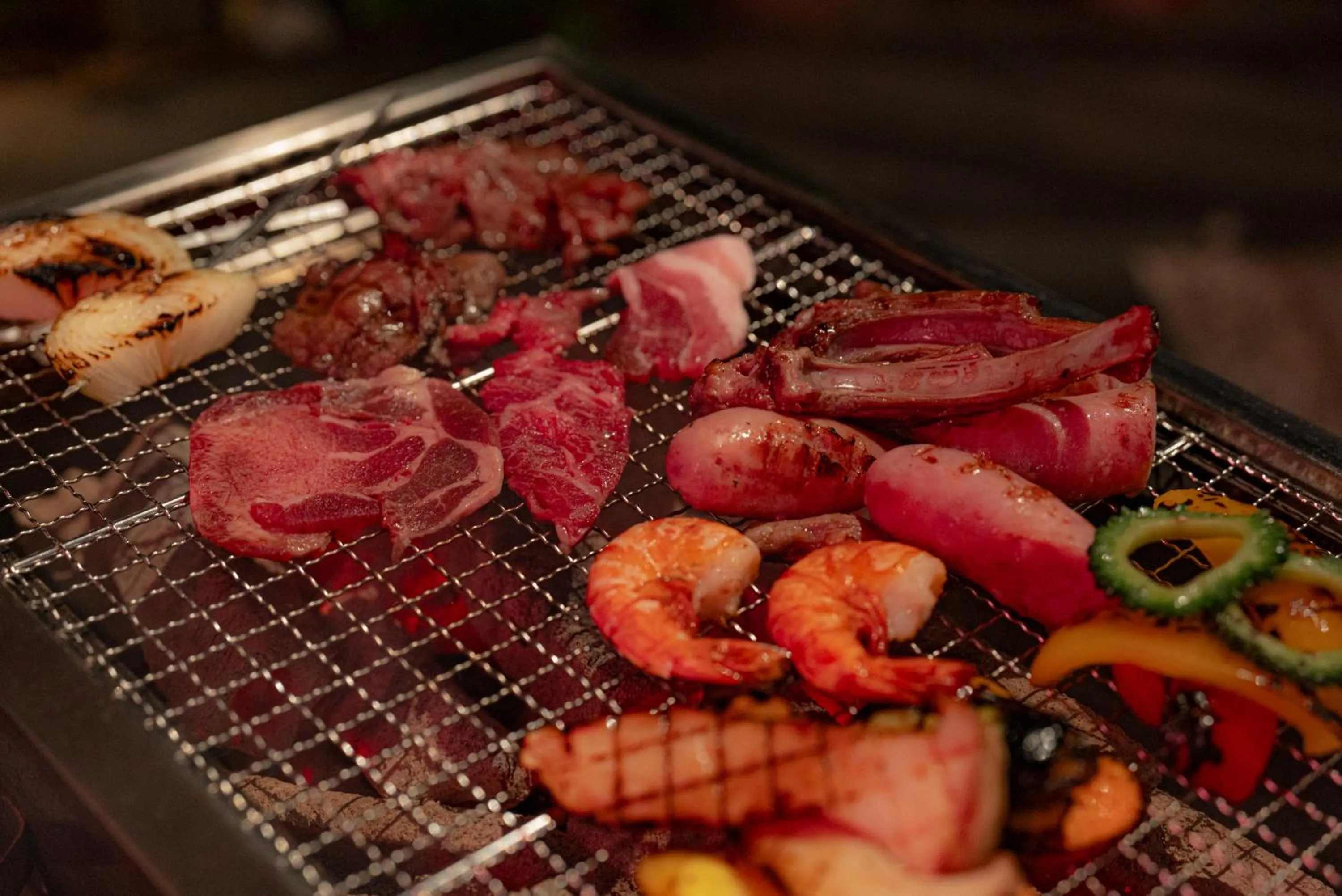 Restaurant/places to eat in kānusuba zamami