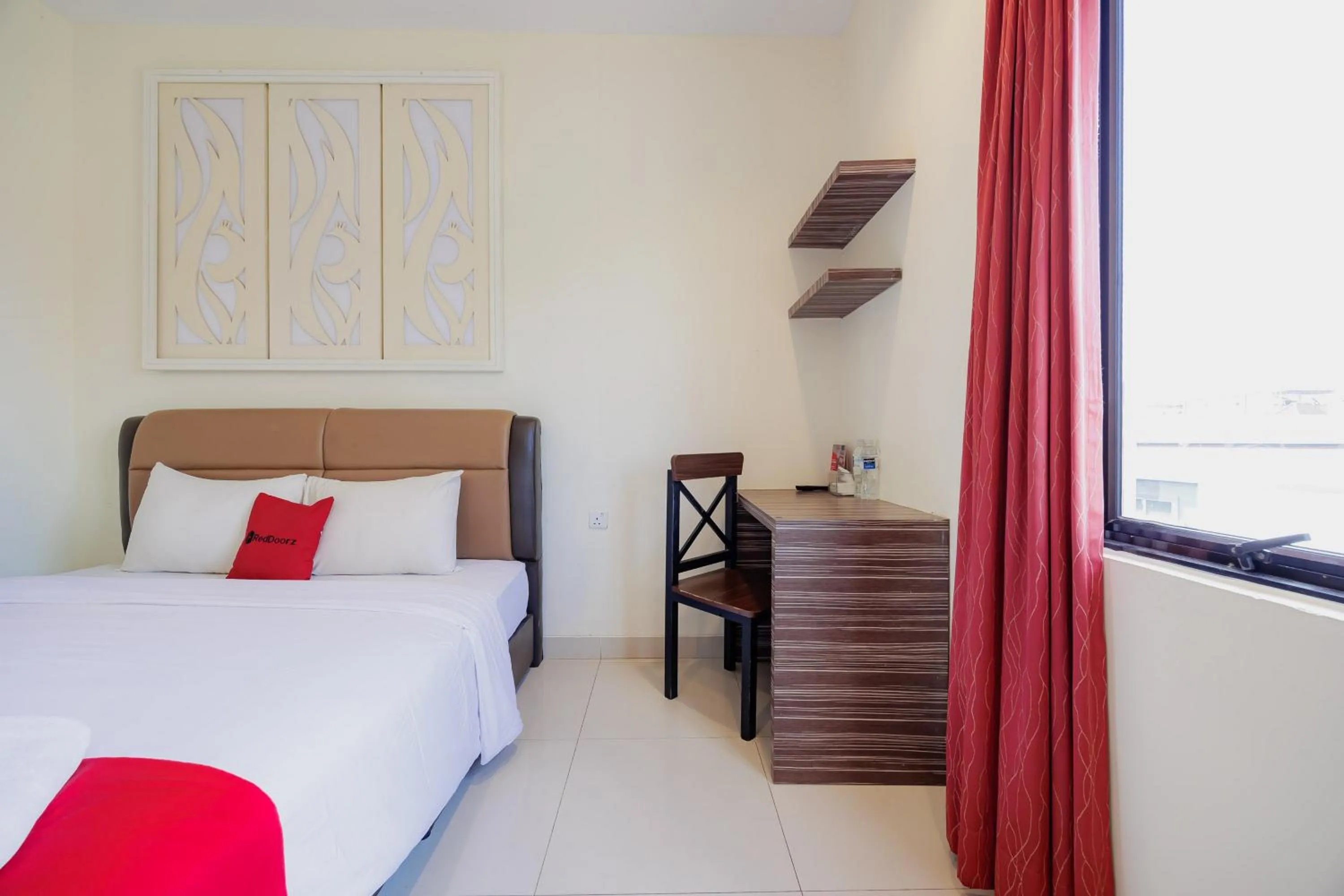 Bedroom in RedDoorz Plus near Ferry Terminal Batam Center