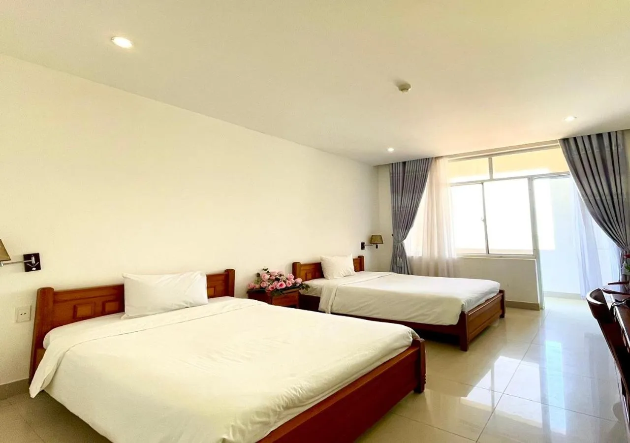 Bed in My Khe 2 Da Nang Seafront Hotel