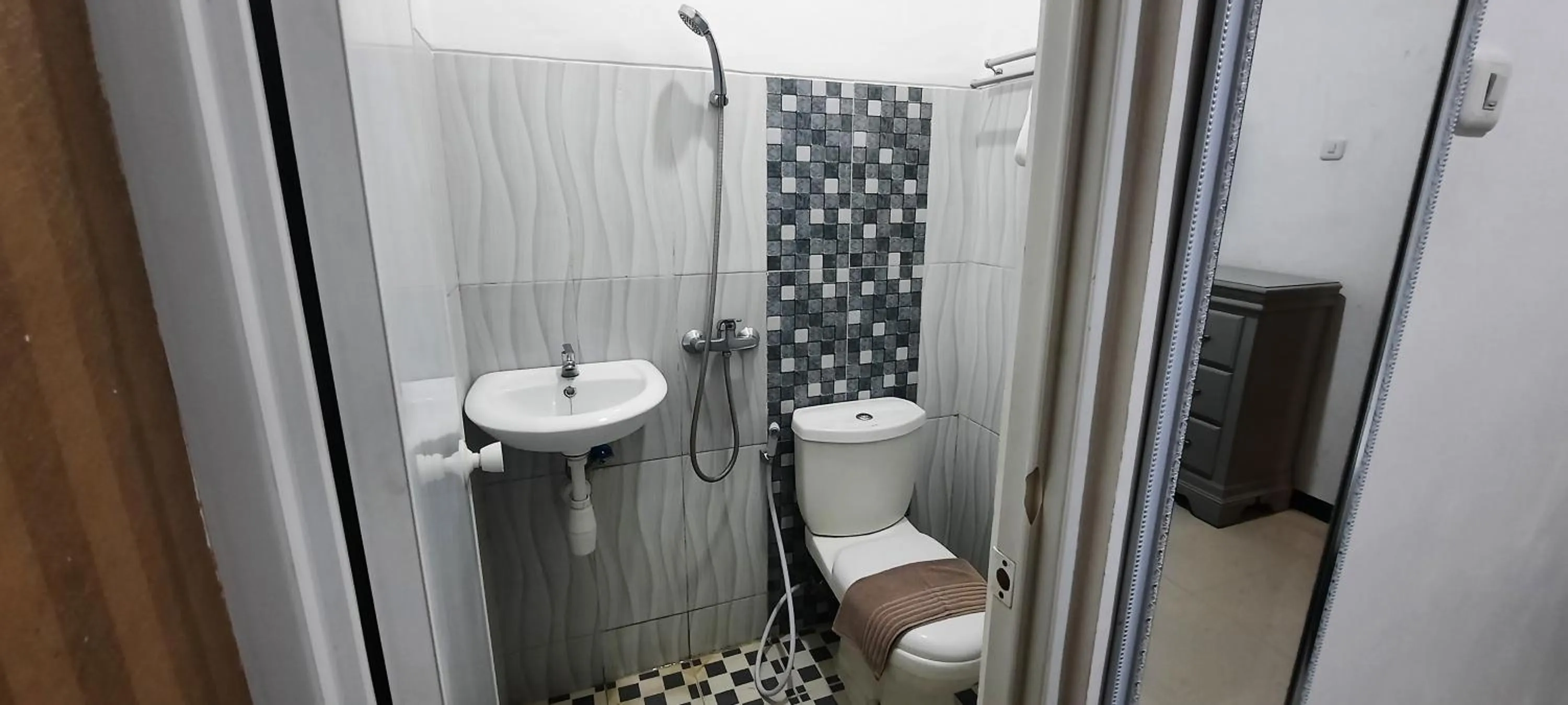 Bathroom in Smart Tlogomas Syariah