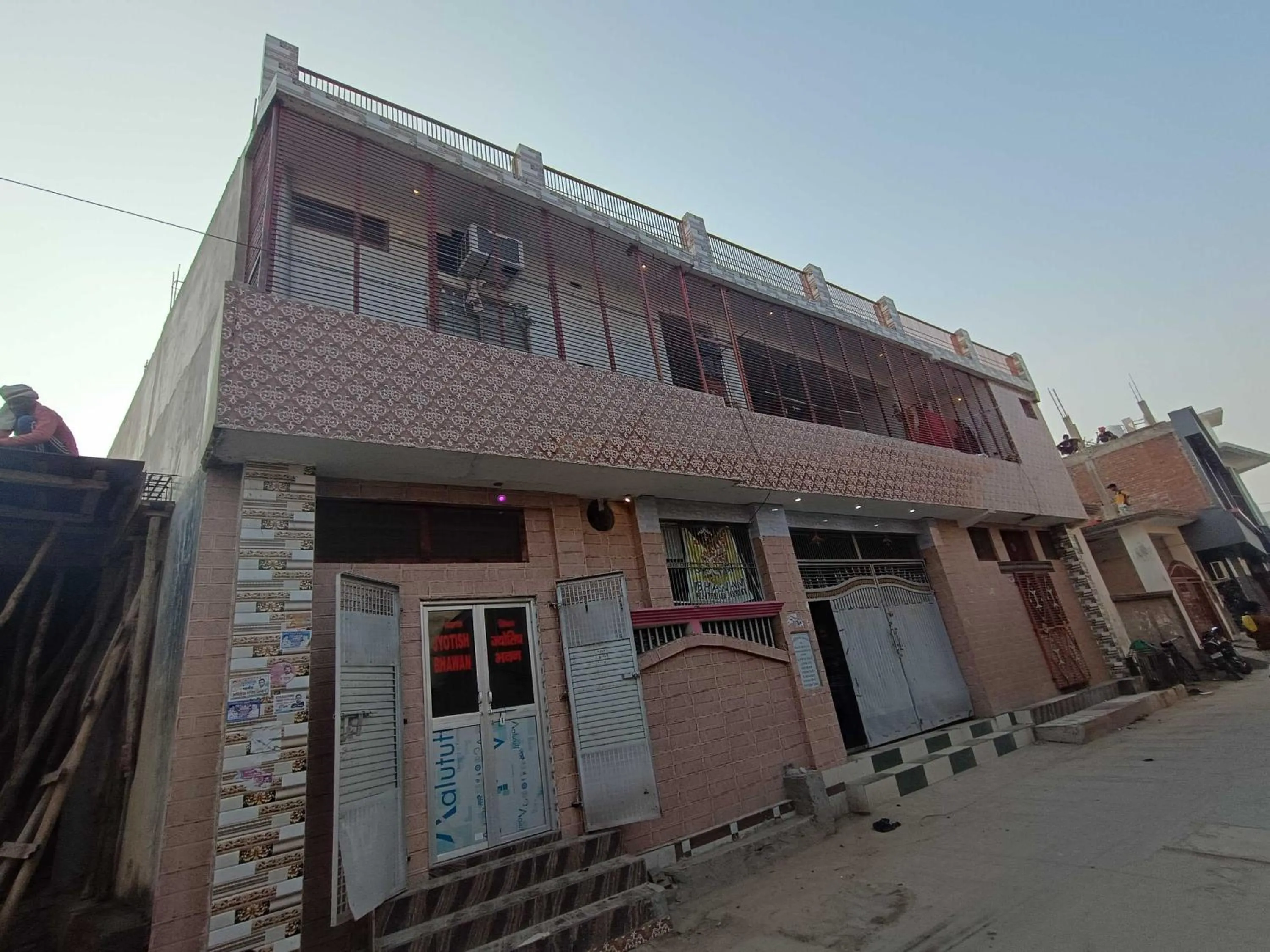 Facade/entrance in Hotel O Jyotish House