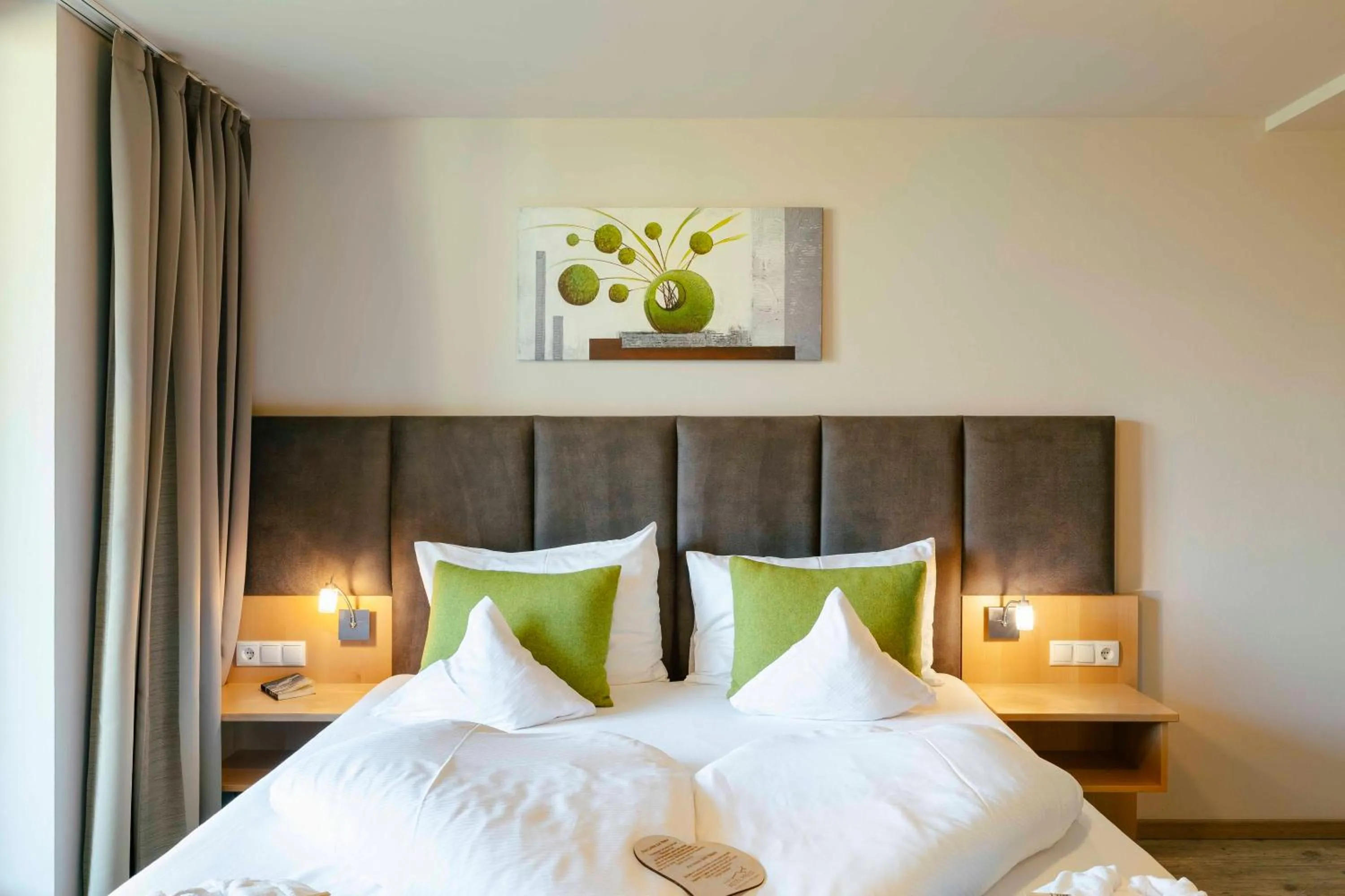 Bedroom, Bed in Hotel Pfeiss