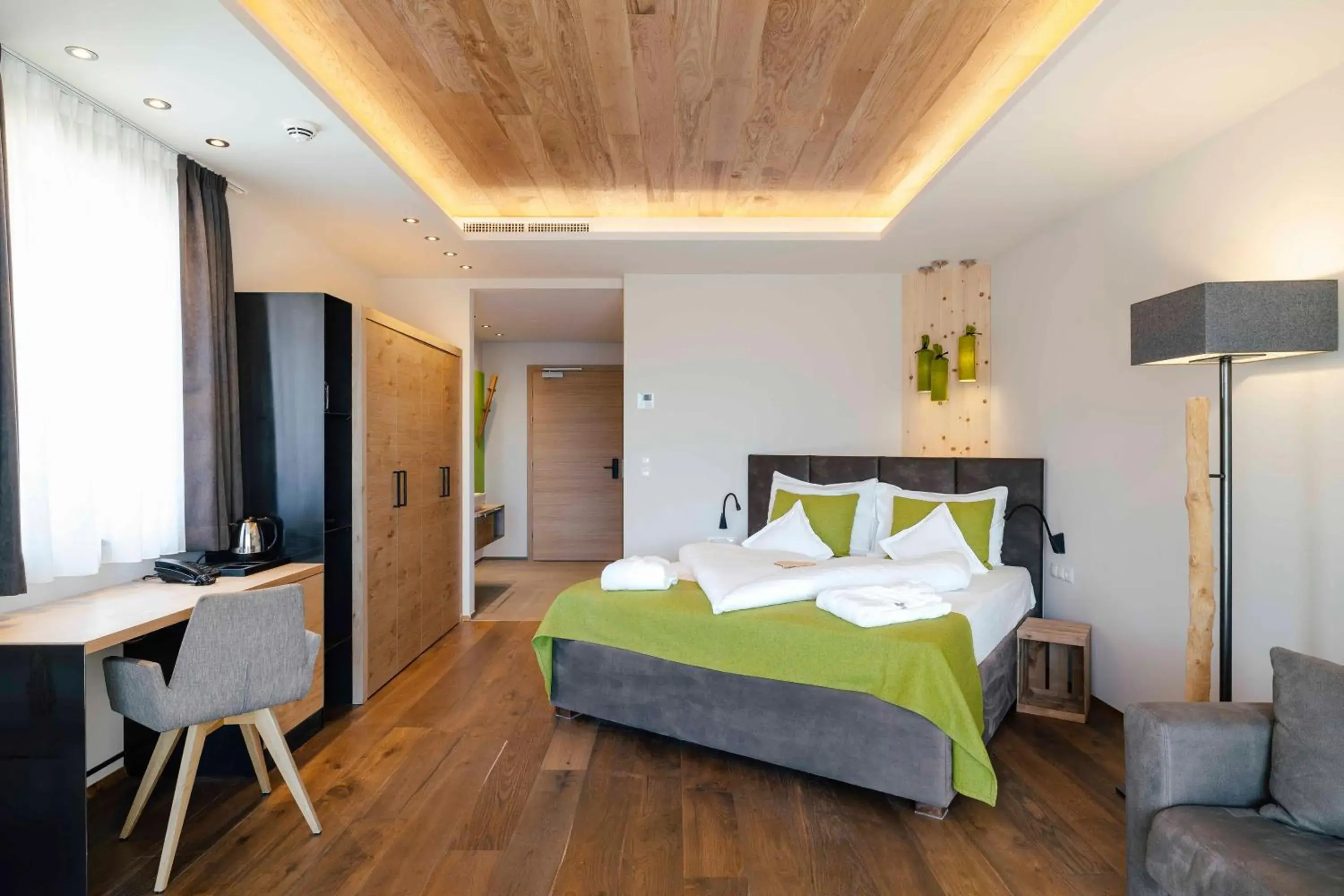 Deluxe Double Room with Balcony in Hotel Pfeiss Deluxe Double Room with Balcony in Hotel Pfeiss