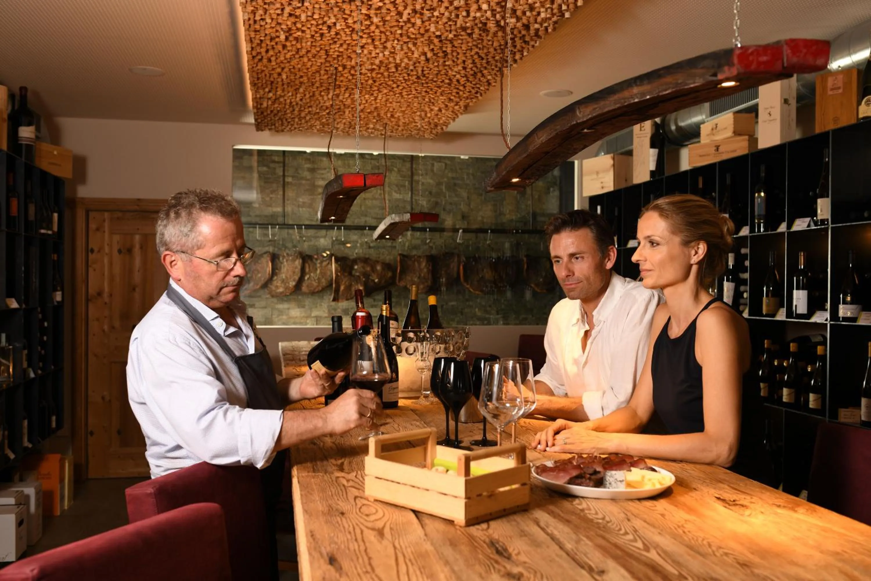 Evening entertainment in Hotel Pfeiss