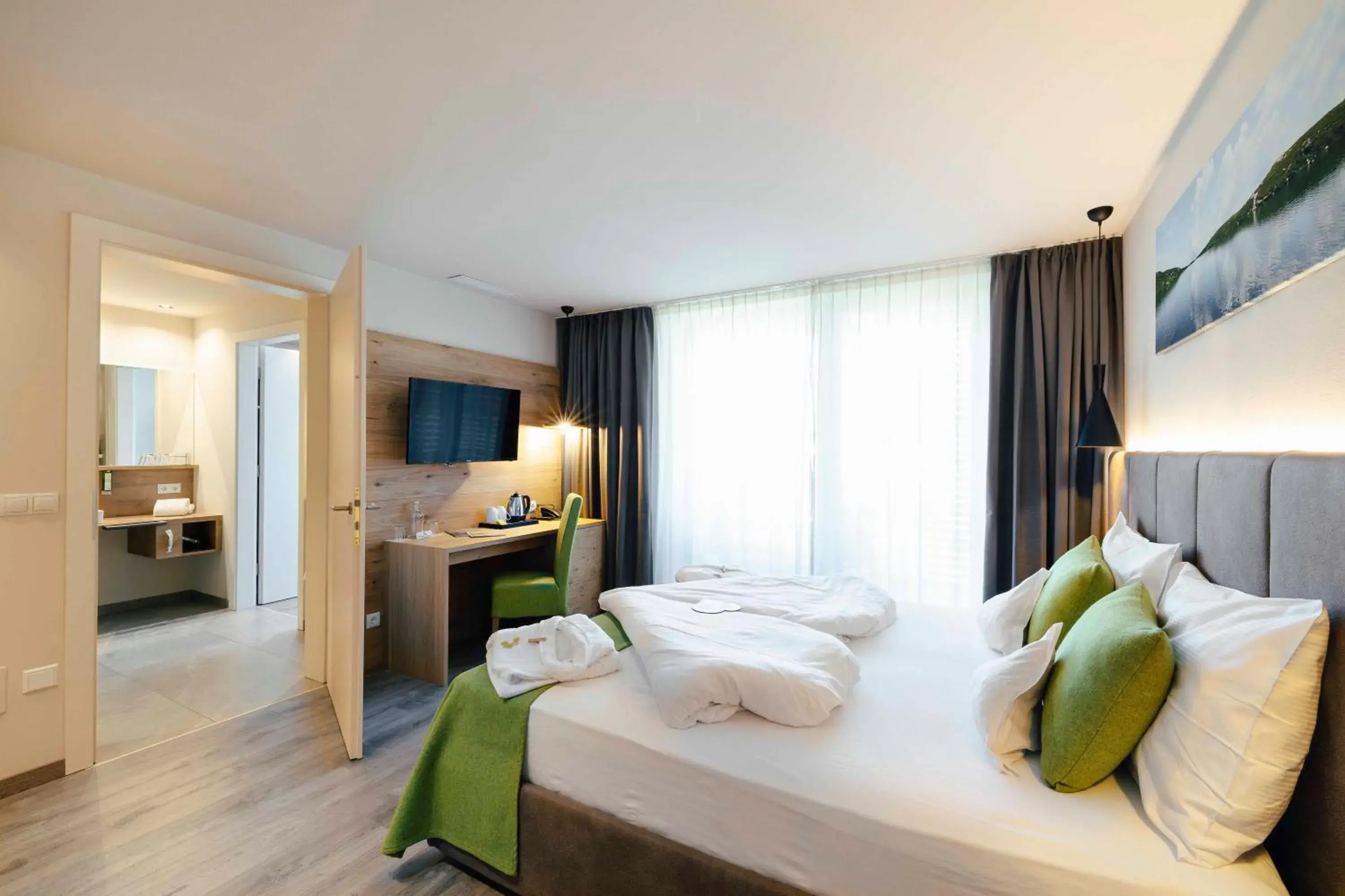 Superior Double or Twin Room with Mountain View in Hotel Pfeiss Superior Double or Twin Room with Mountain View in Hotel Pfeiss