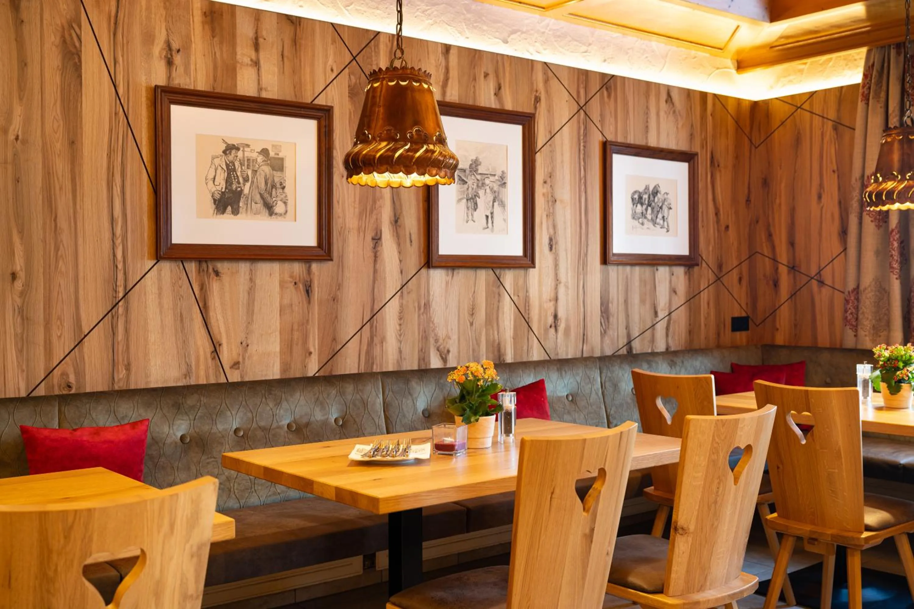 Restaurant/places to eat in Hotel Neuwirt